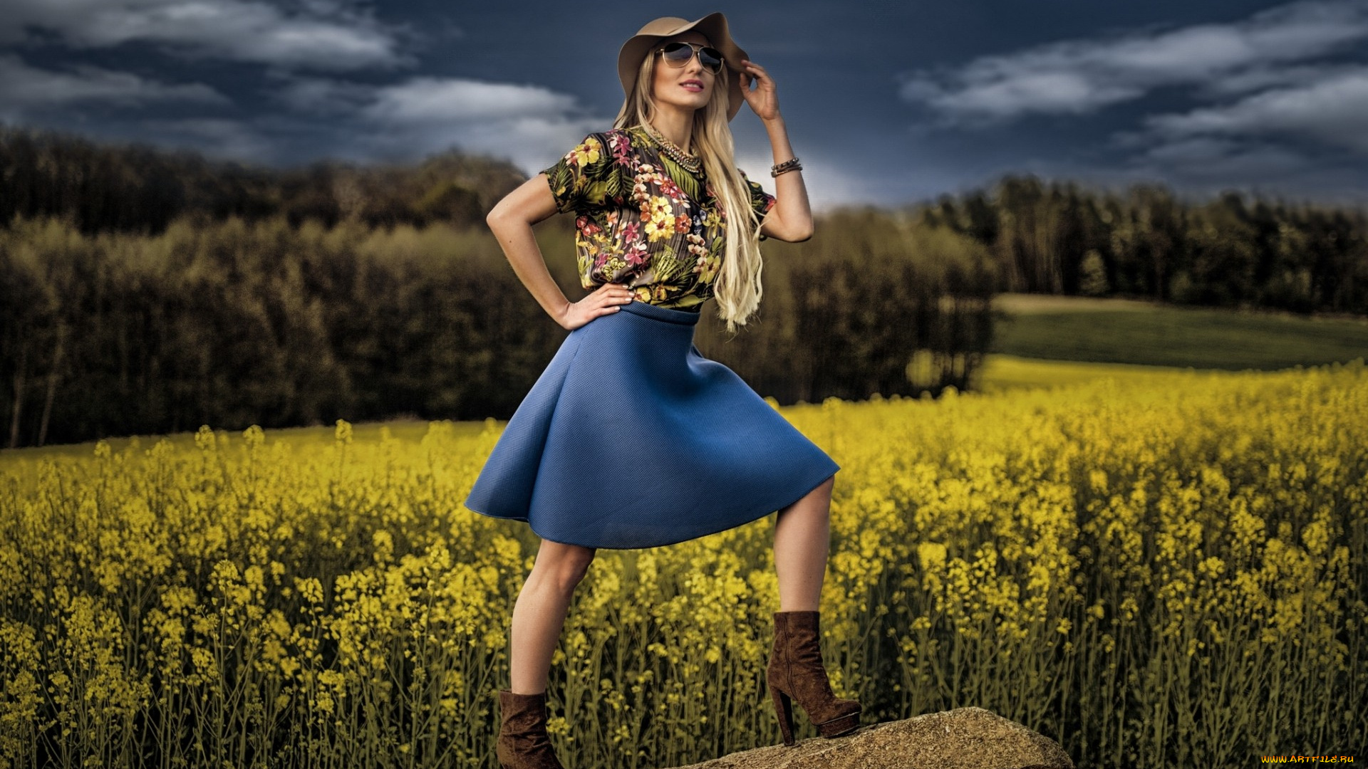 девушки, -unsort, , блондинки, очки, девушка, юбка, шляпа, камень, модель, рапс, поле
