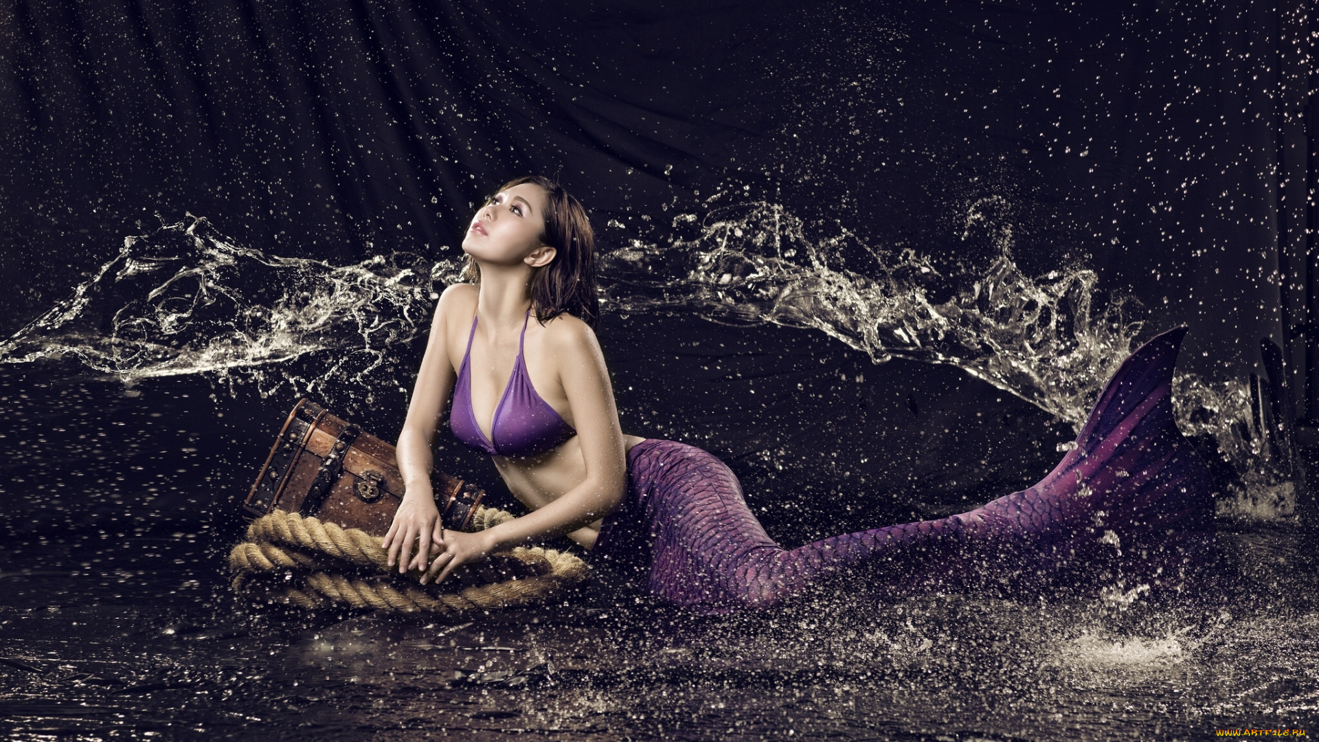 девушки, -unsort, , креатив, сундук, русалка, брызги, вода, канат, грудь, поза, азиатка