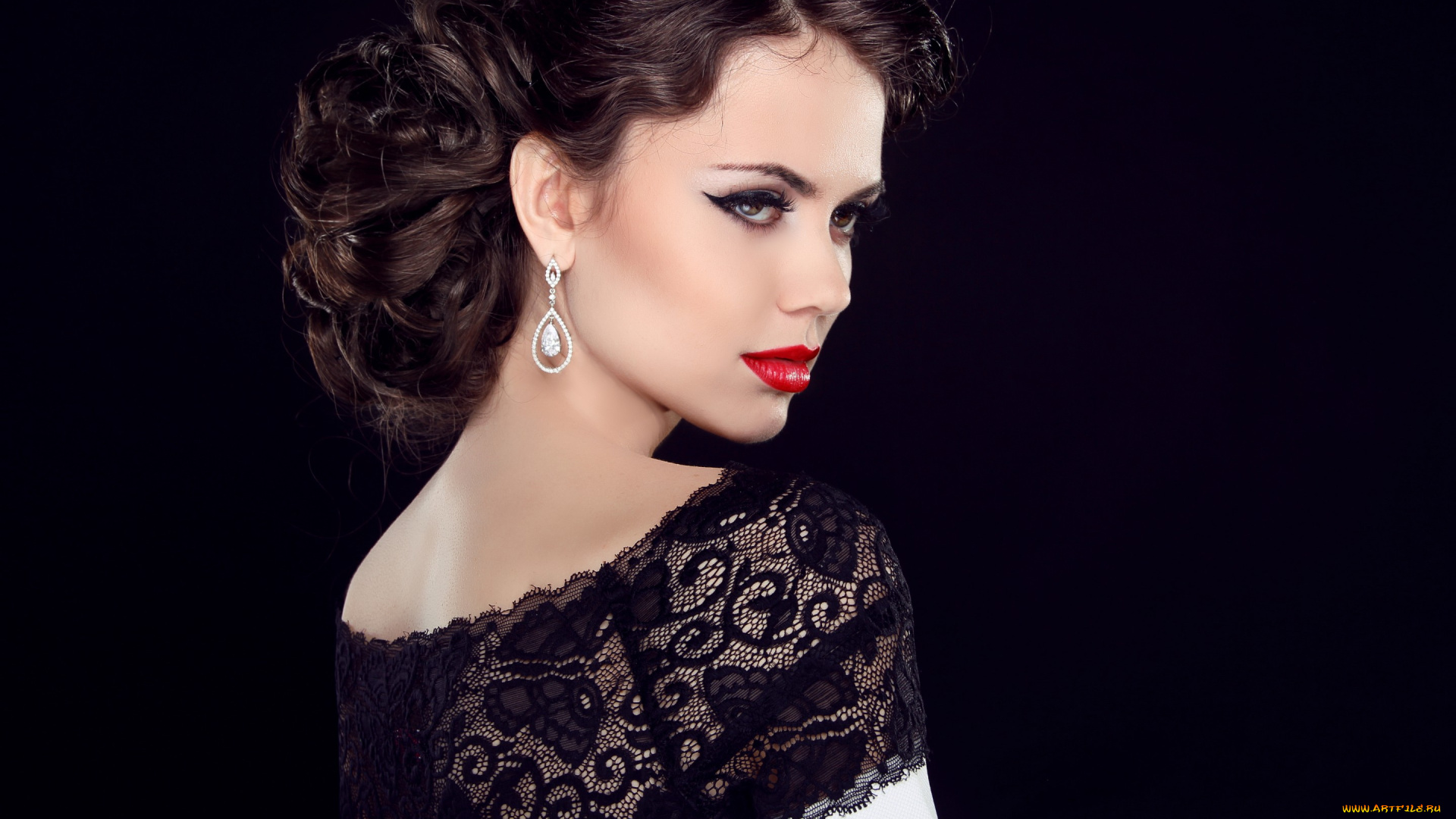 девушки, -unsort, , лица, , портреты, макияж, причёска, брюнетка, красные, губы, помада