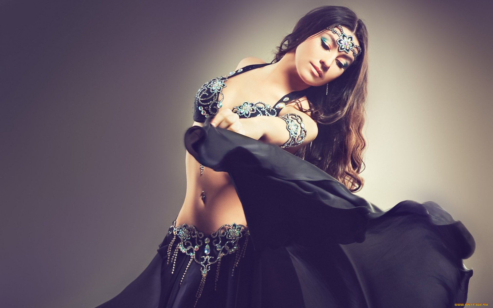 девушки, -unsort, , брюнетки, , шатенки, девушка, танцовщица, руки, танец, волосы, лицо, юбка