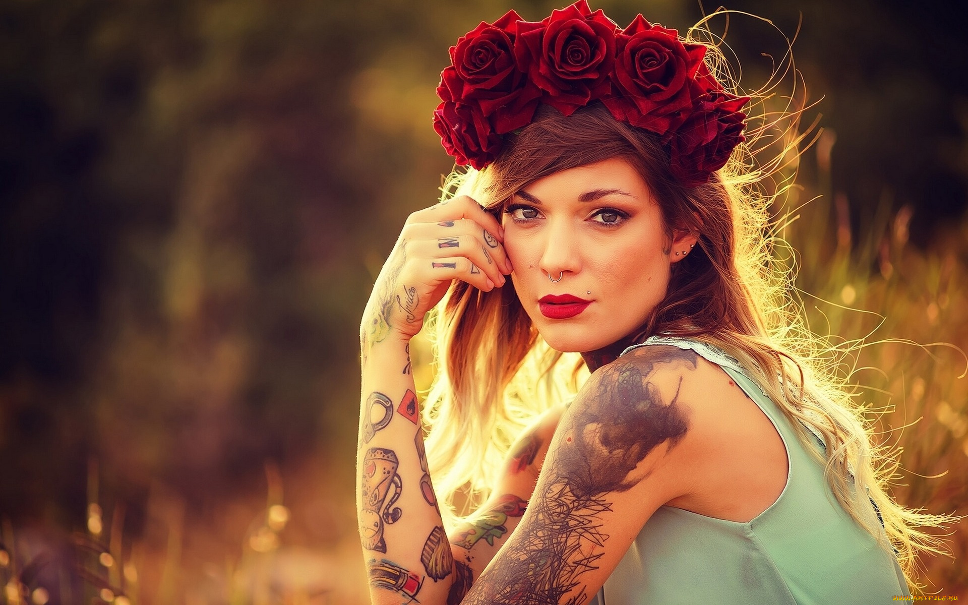 девушки, refen, doe, настроение, взгляд, каляки-маляки, цветы, тату, пирсинг, розы, венок, модель, девушка, refen, doe