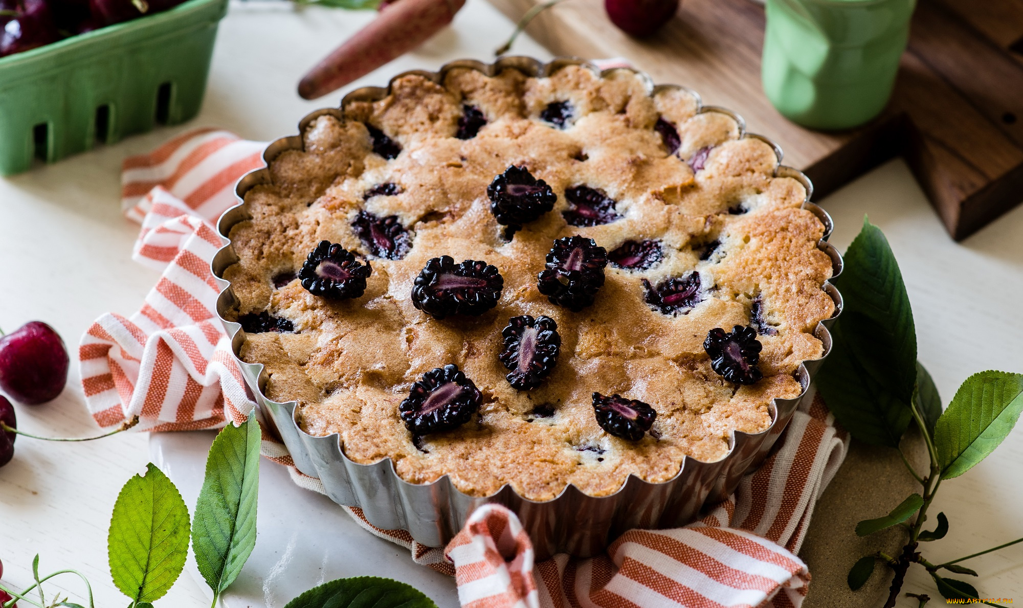 еда, пироги, пирог, салфетка, листики, ягоды