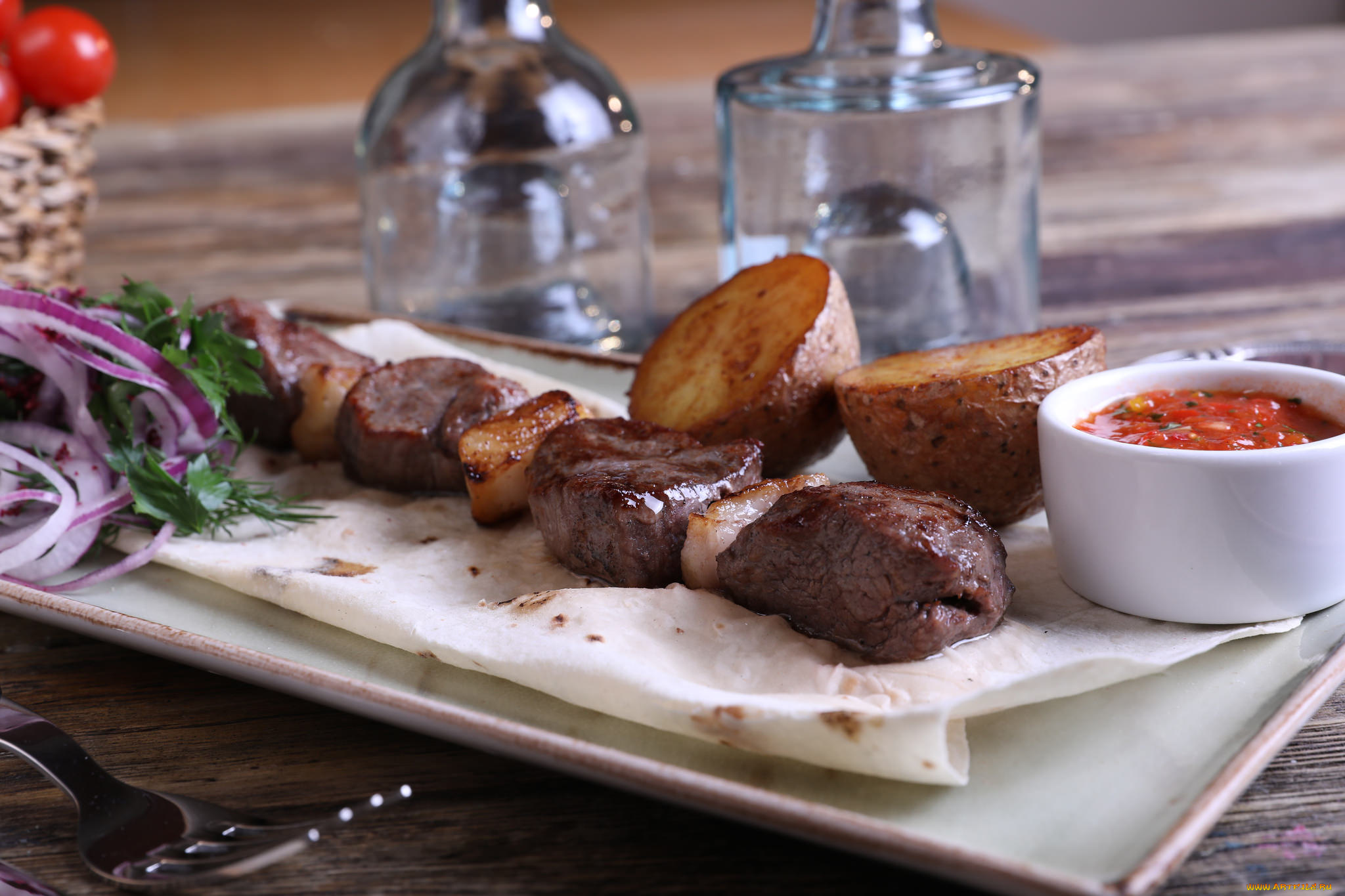 еда, шашлык, , барбекю, картофель, лук, соус