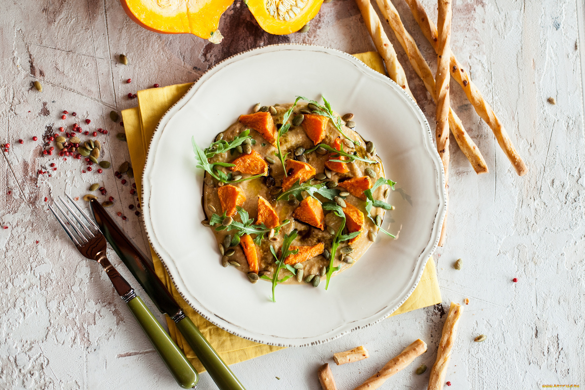 еда, вторые, блюда, тыква, второе, блюдо, столовые, приборы, орешки, зелень