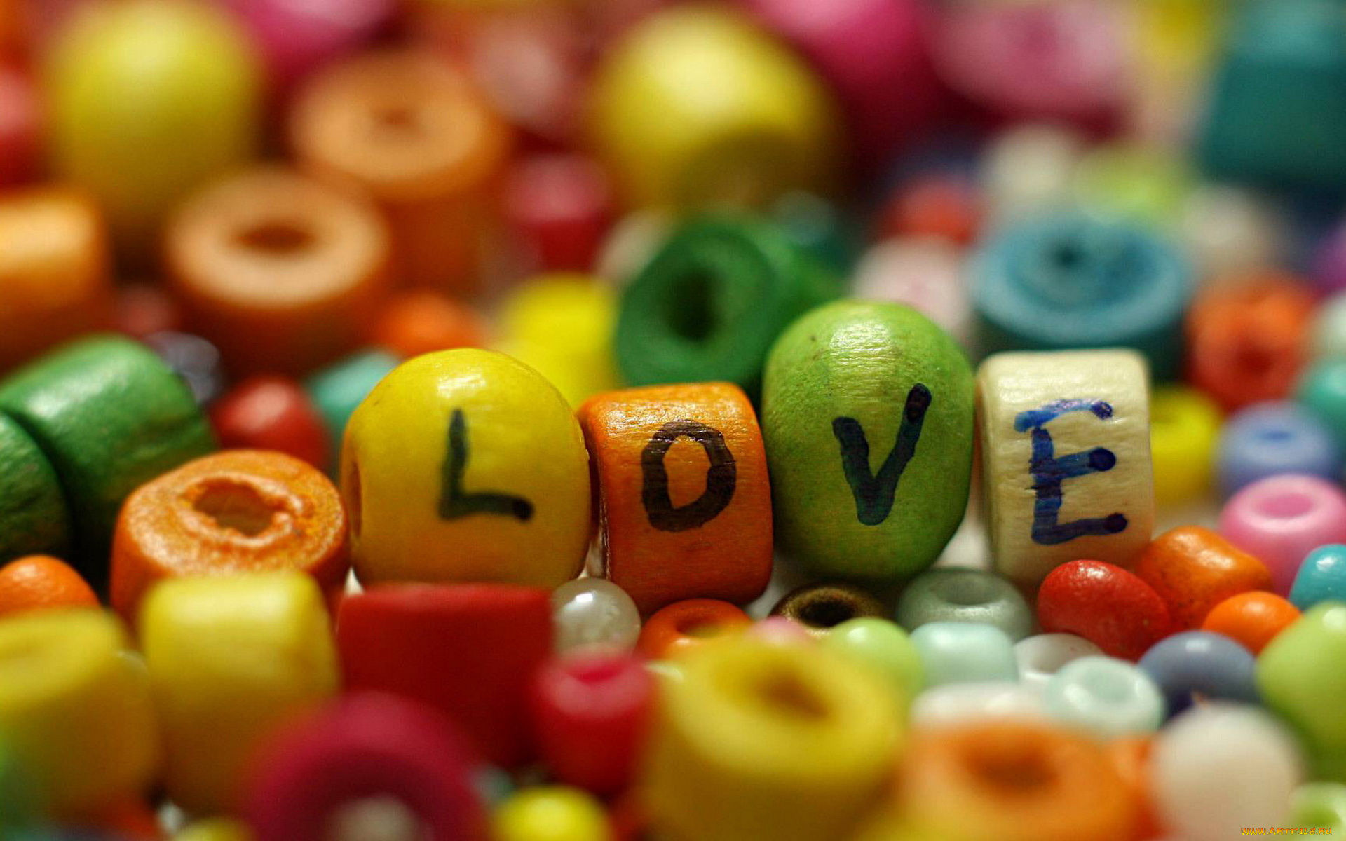 разное, надписи, , логотипы, , знаки, бусины, цвета, надпись