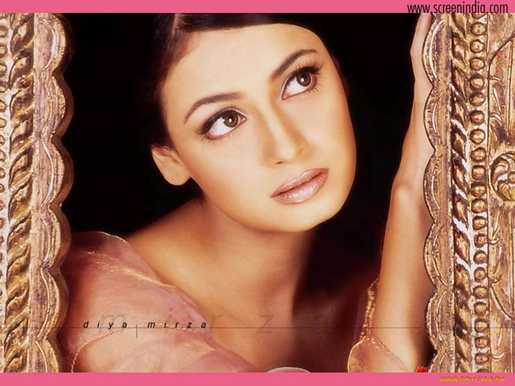 Diya, Mirza, девушки