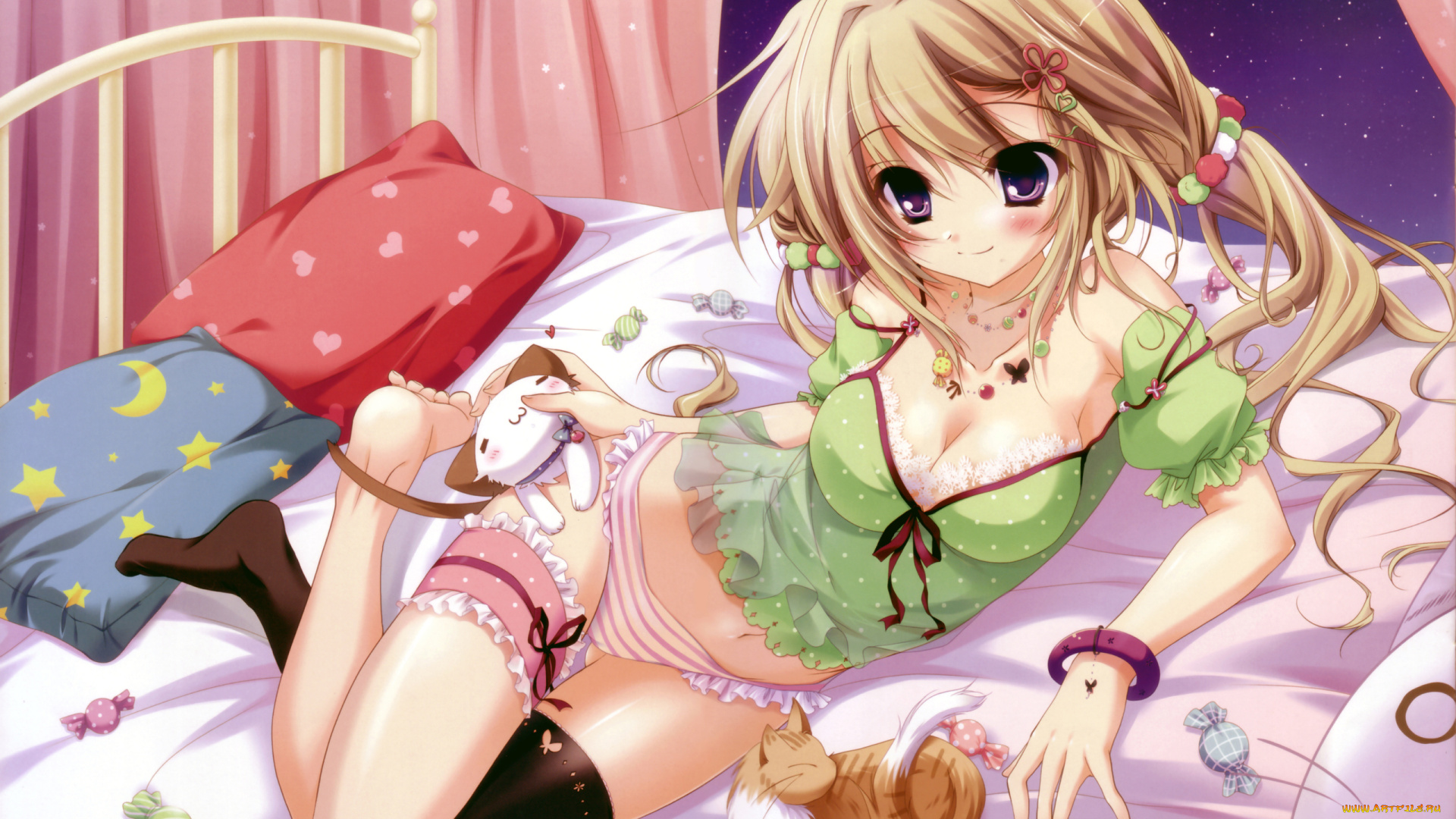 аниме, animals, кровать, девушка, подушки, конфеты, кошка