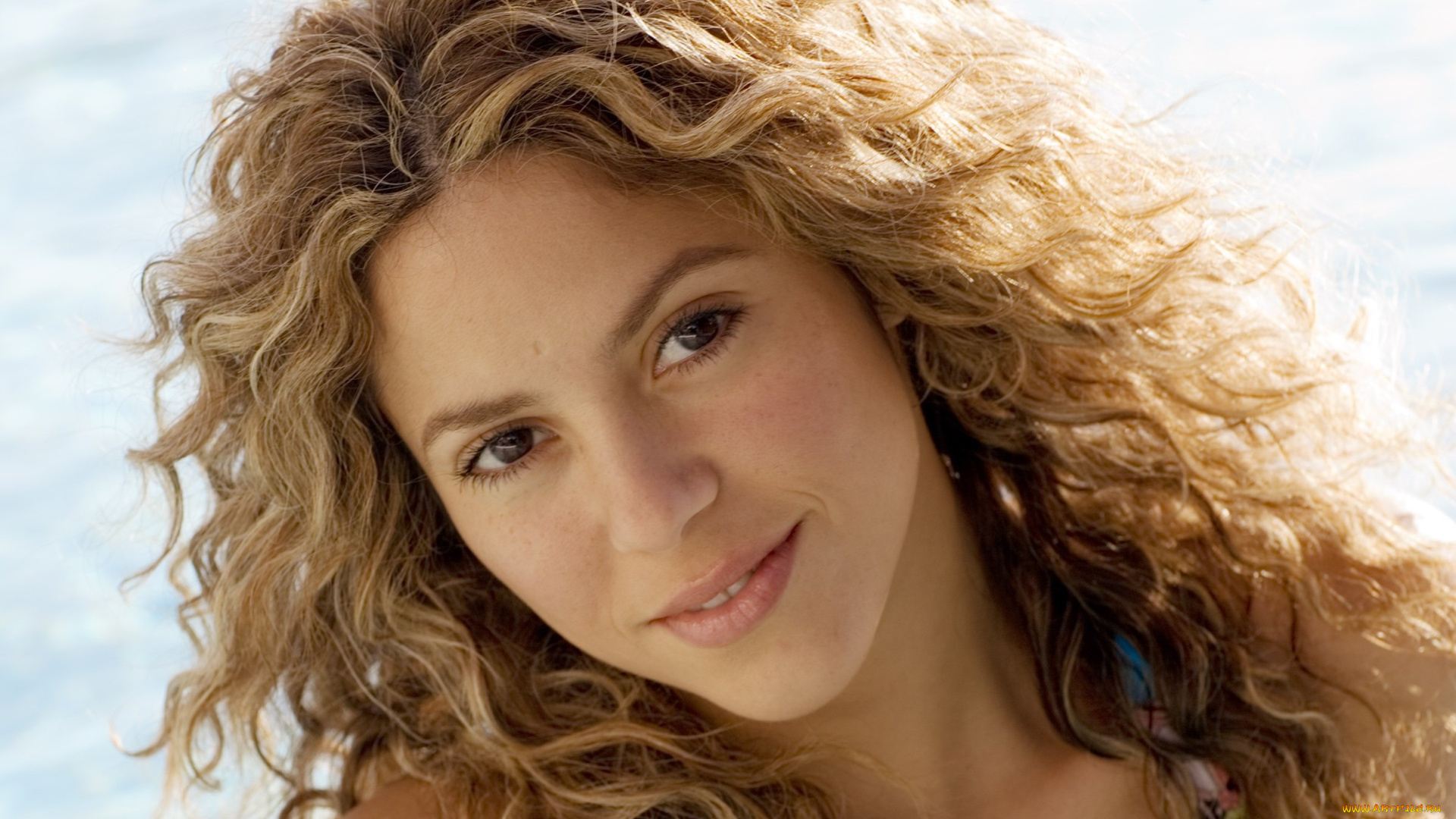 shakira, музыка, колумбия, певица, композитор, продюсер, филантроп, танцовщица, музыкант