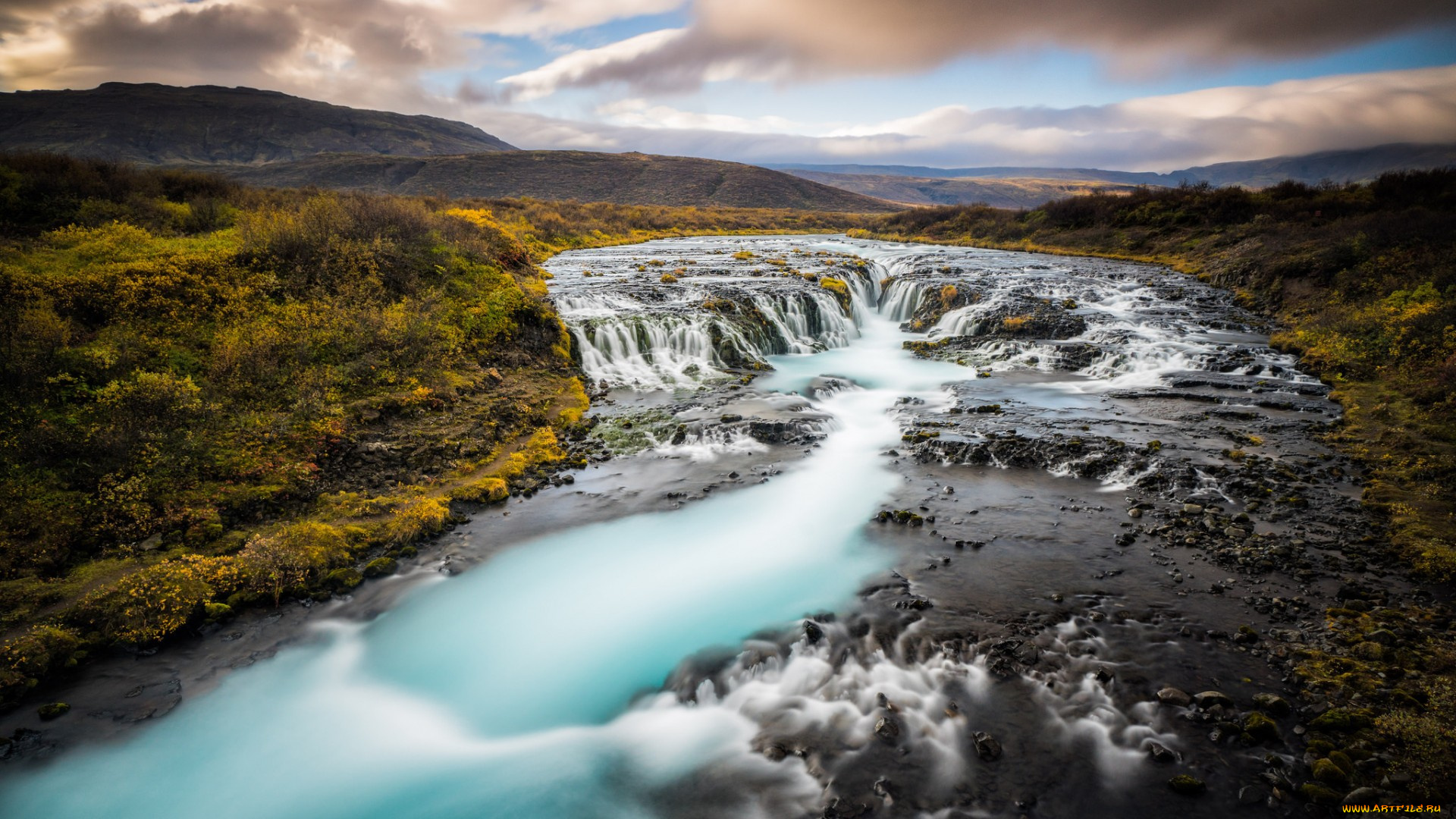 природа, водопады, водопад, река, горизонт, холмы, облака