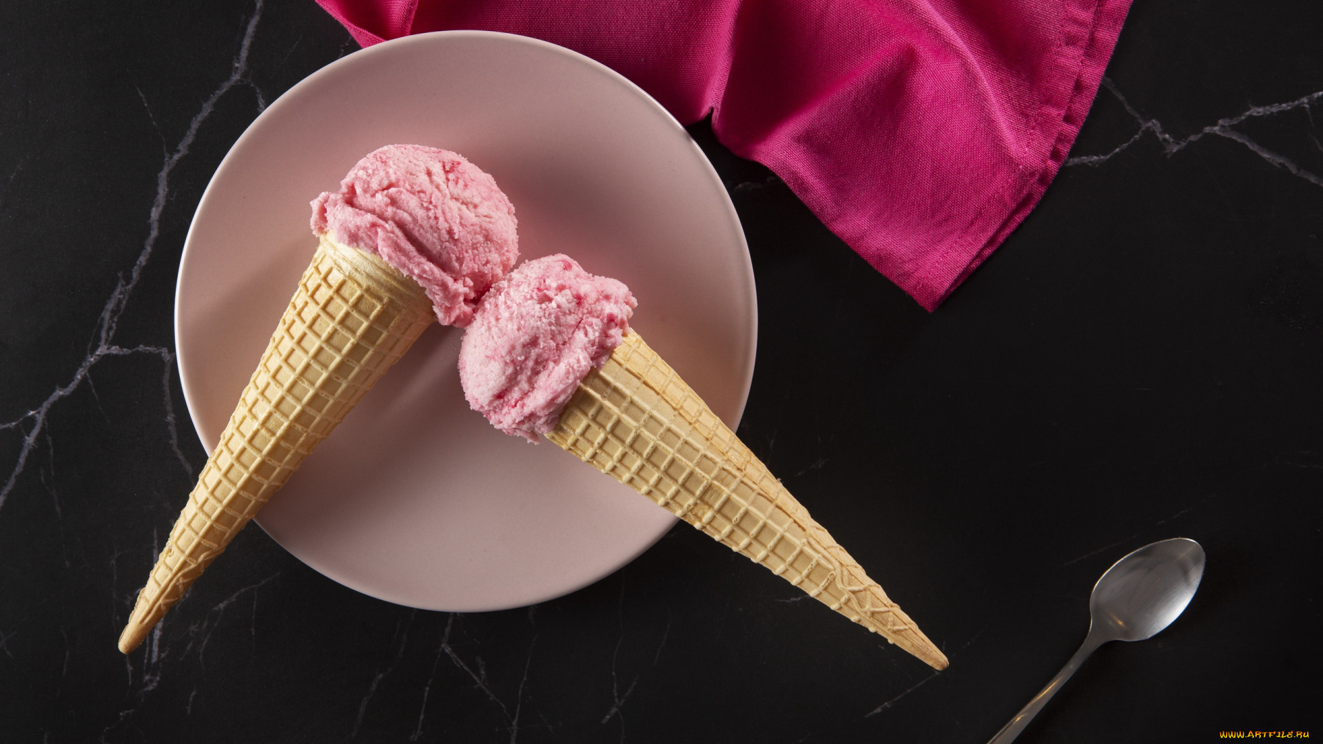 еда, мороженое, , десерты, вафельные, рожки, клубничное