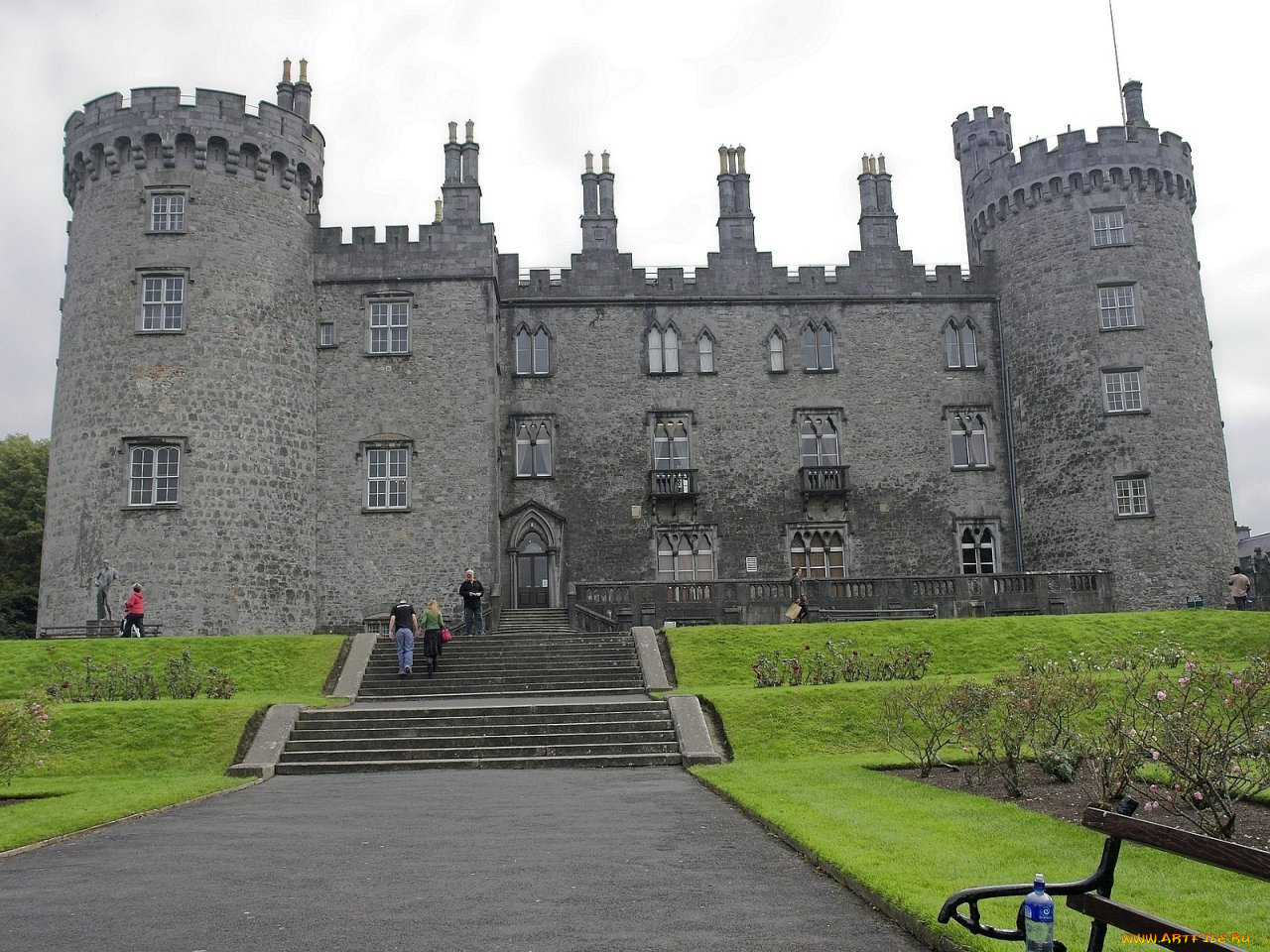 города, дворцы, замки, крепости