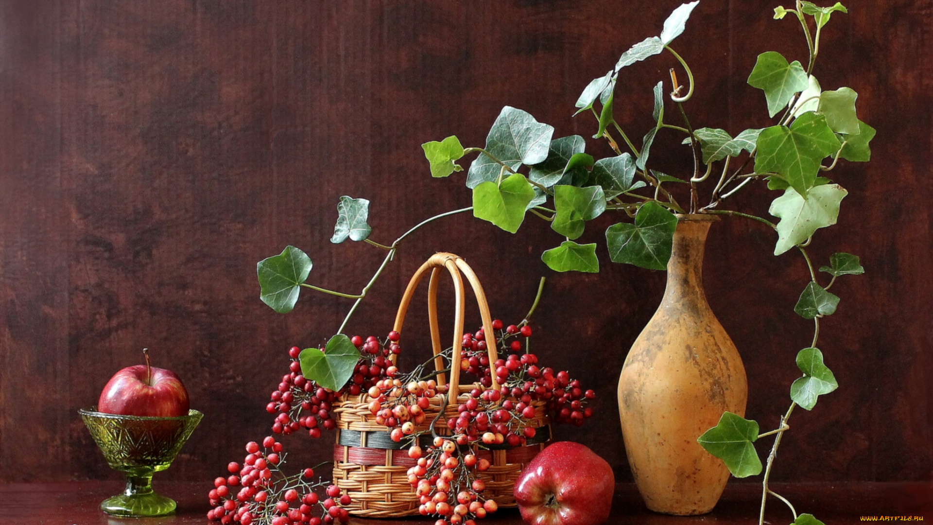 еда, натюрморт, яблоки, ягоды, плющ, кувшин