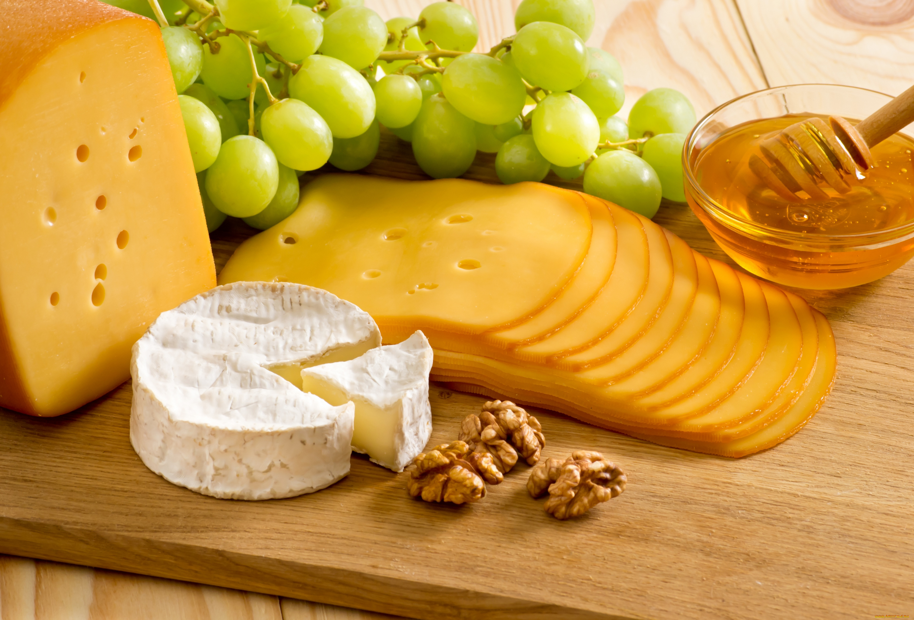 еда, сырные, изделия, cheese, honey, grapes, nuts, орехи, мед, сыр, виноград