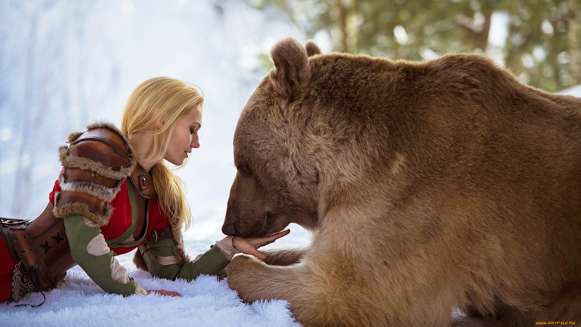 darya, lefler, девушки, дарья, лефлер, darya, lefler, медведь, степан, сарафан, снег, дарья, лефлер, cosplay, блондинка, девушка, модель, наряд, поза, макияж, причёска, взгляд