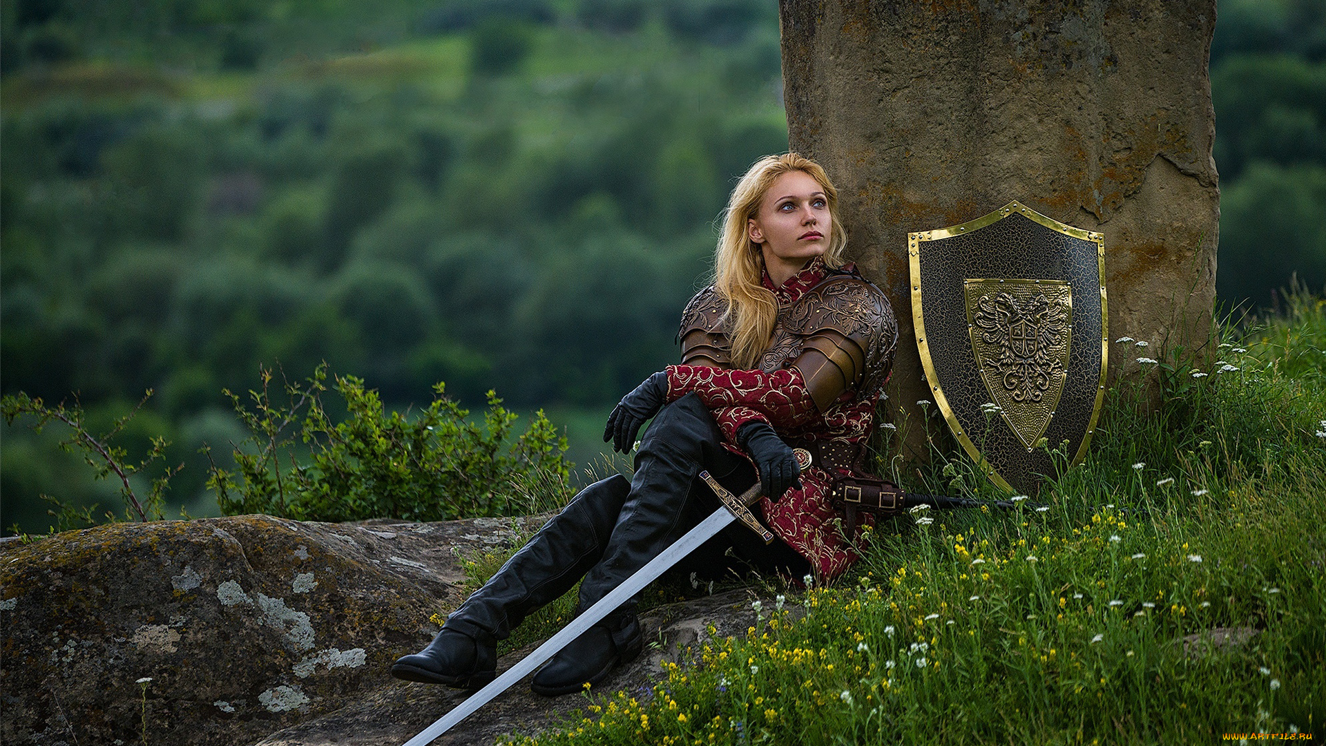 darya, lefler, девушки, дарья, лефлер, darya, lefler, воин, меч, доспехи, средневековье, рыцарь, холодное, оружие, дарья, лефлер, cosplay, блондинка, девушка, модель, наряд, поза, макияж, причёска, взгляд