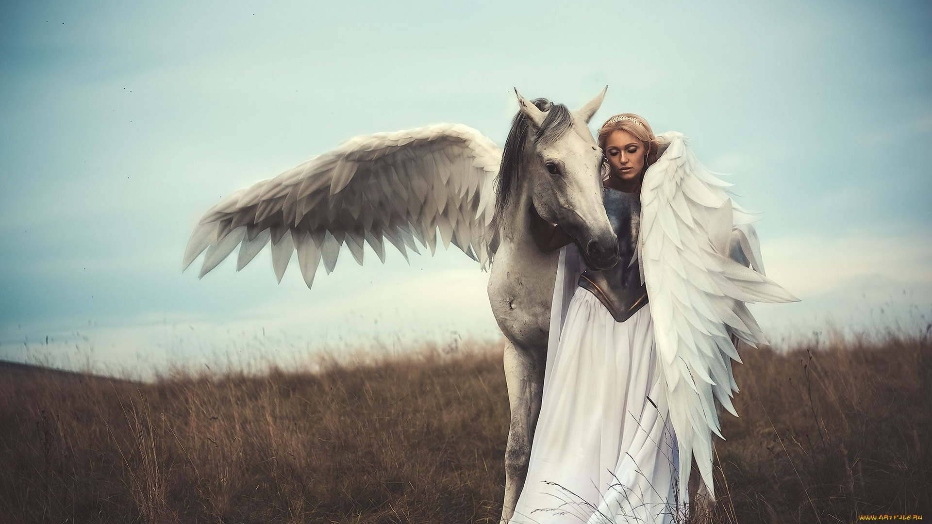 darya, lefler, девушки, дарья, лефлер, darya, lefler, пегас, крылья, белый, перья, красотка, конь, дарья, лефлер, cosplay, блондинка, девушка, модель, наряд, поза, макияж, причёска, взгляд