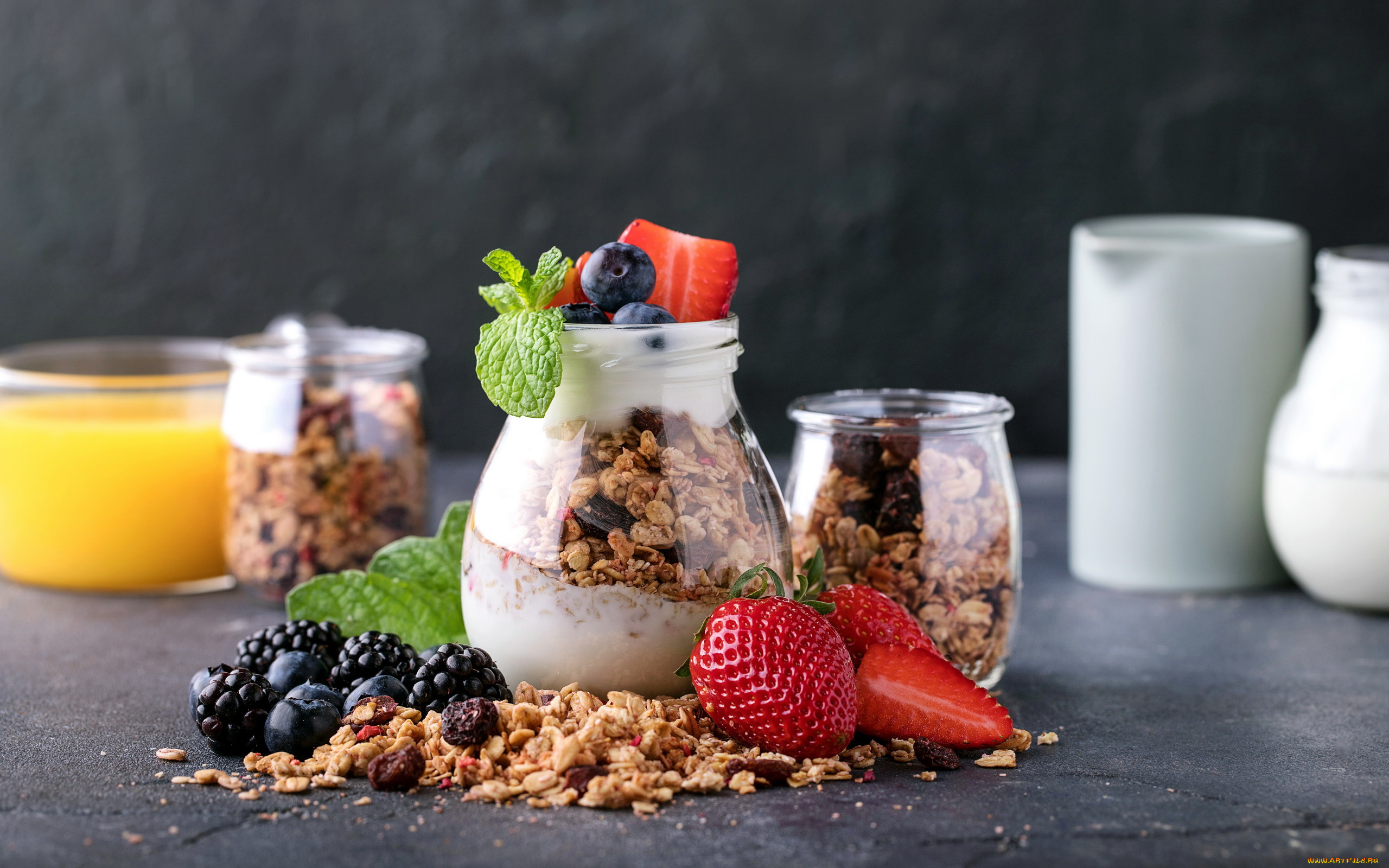 еда, мюсли, , хлопья, клубника, ежевика, мята, йогурт