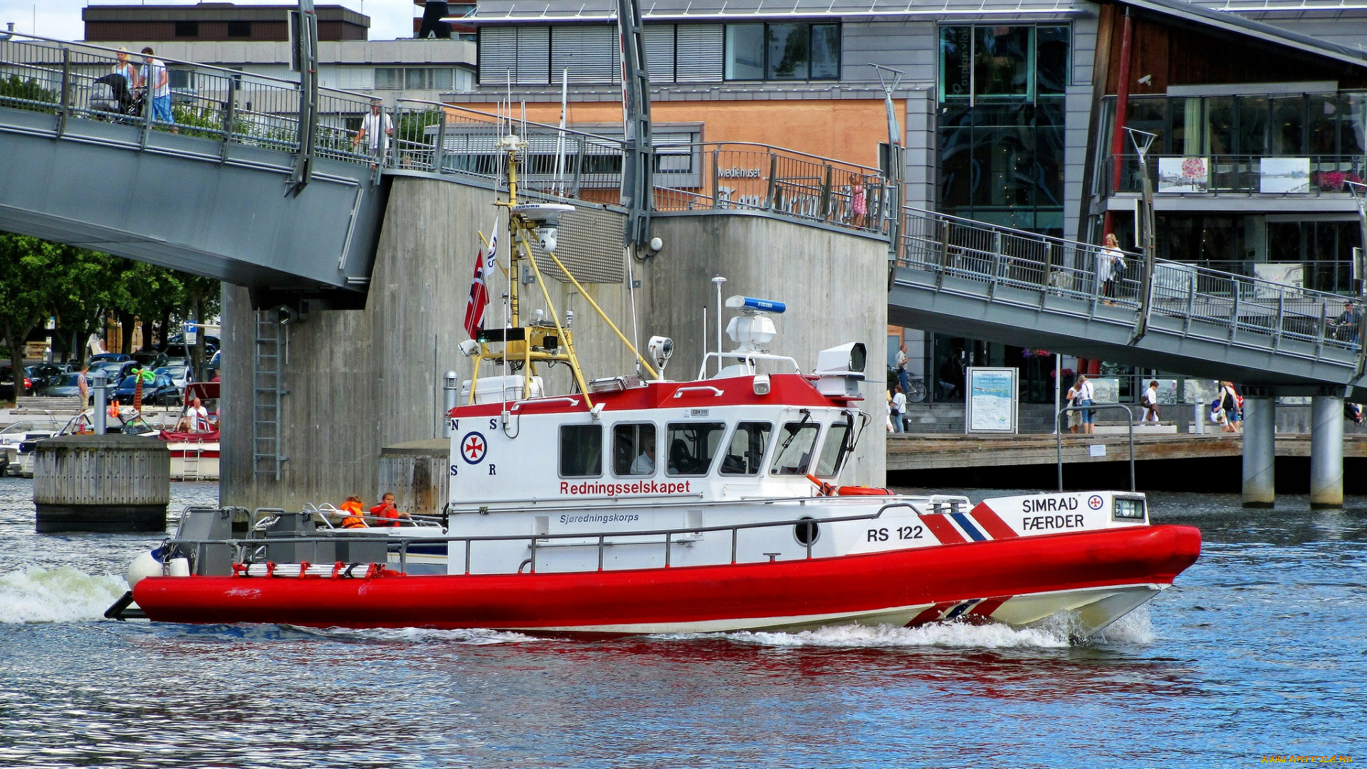 корабли, катера, речная, полиция, река, мост, катер