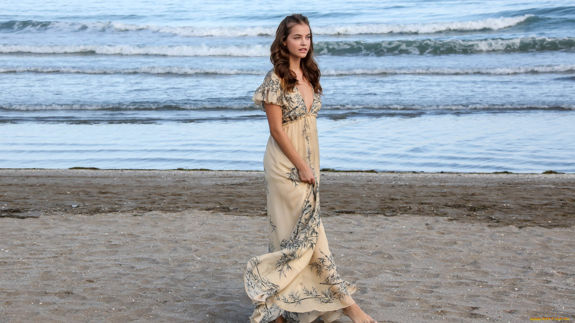девушки, barbara, palvin, модель, платье, море, берег, песок