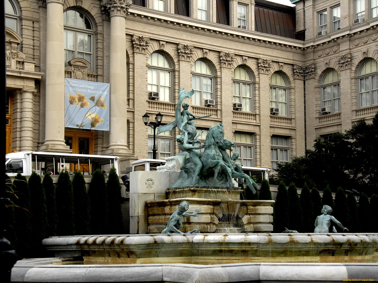 города, фонтаны