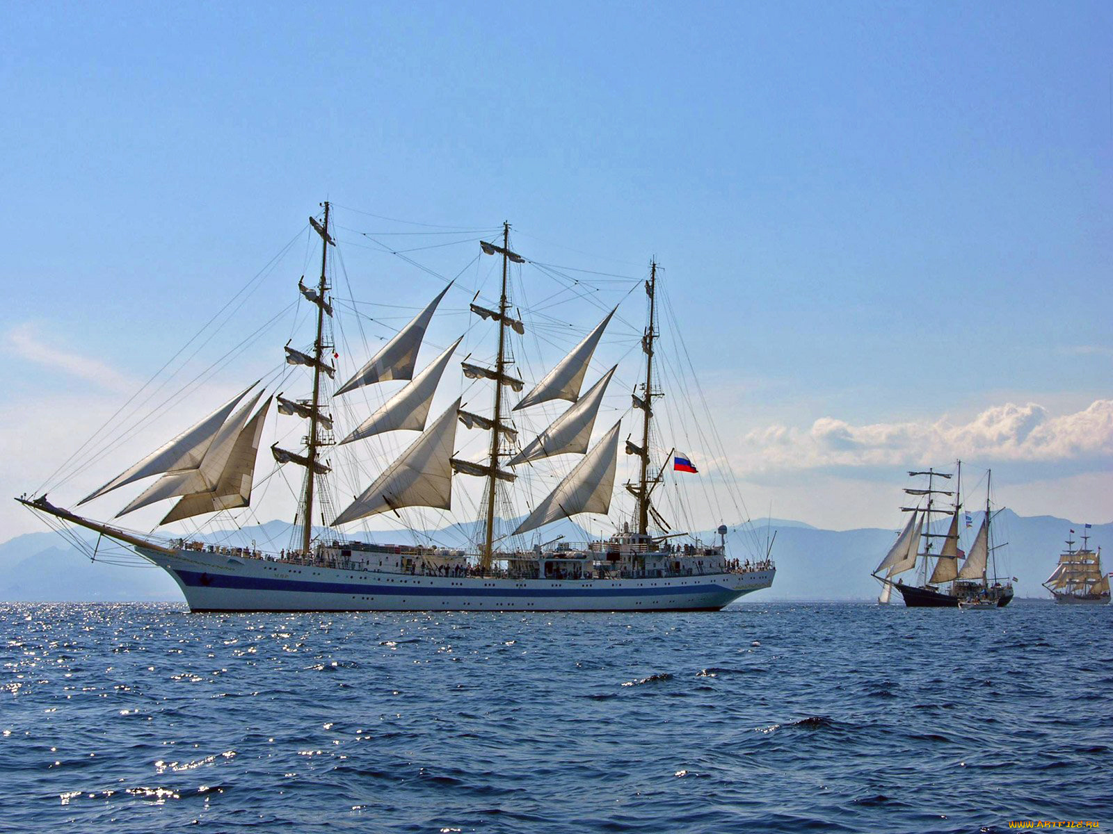 корабли, парусники