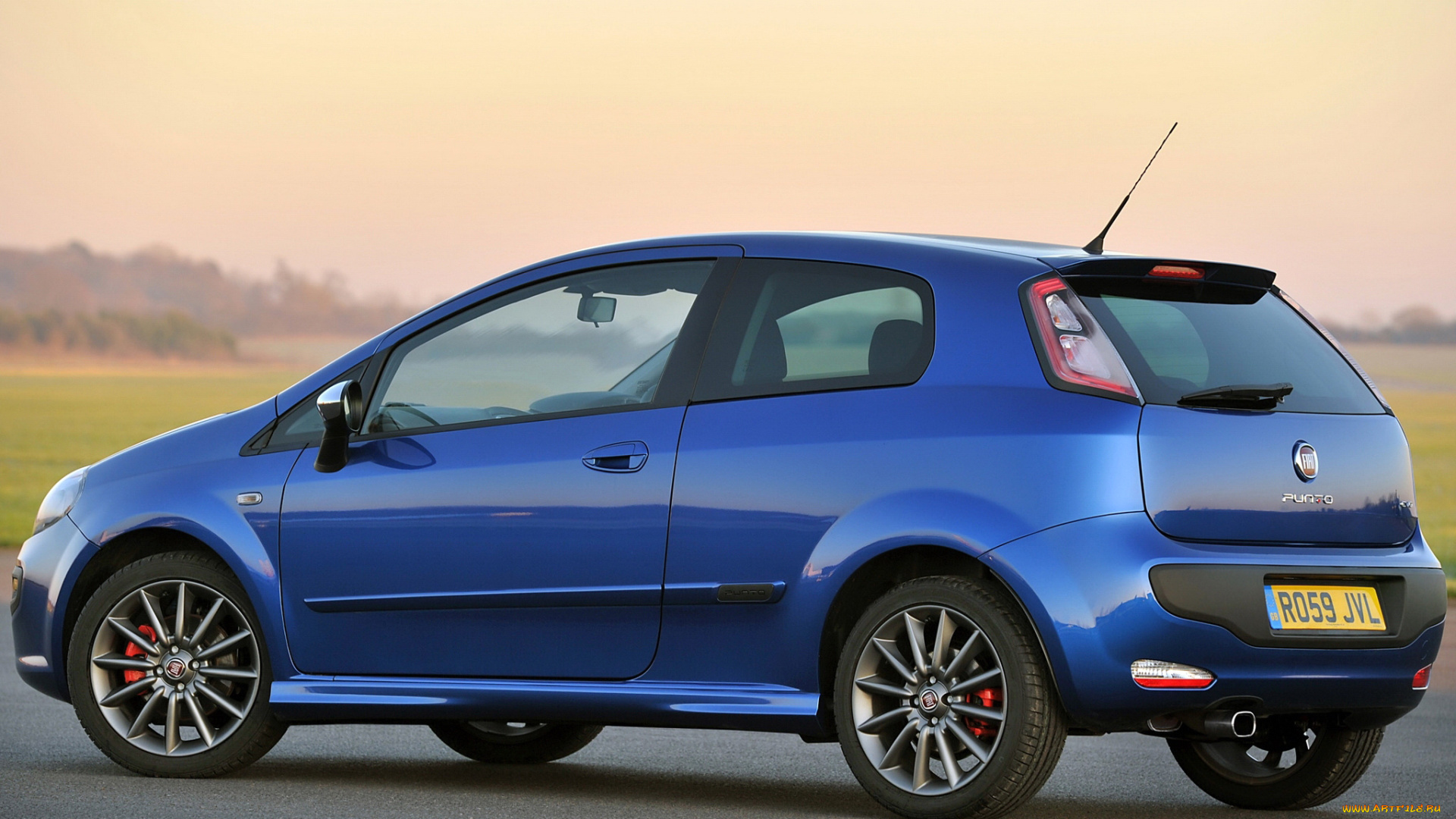 автомобили, fiat