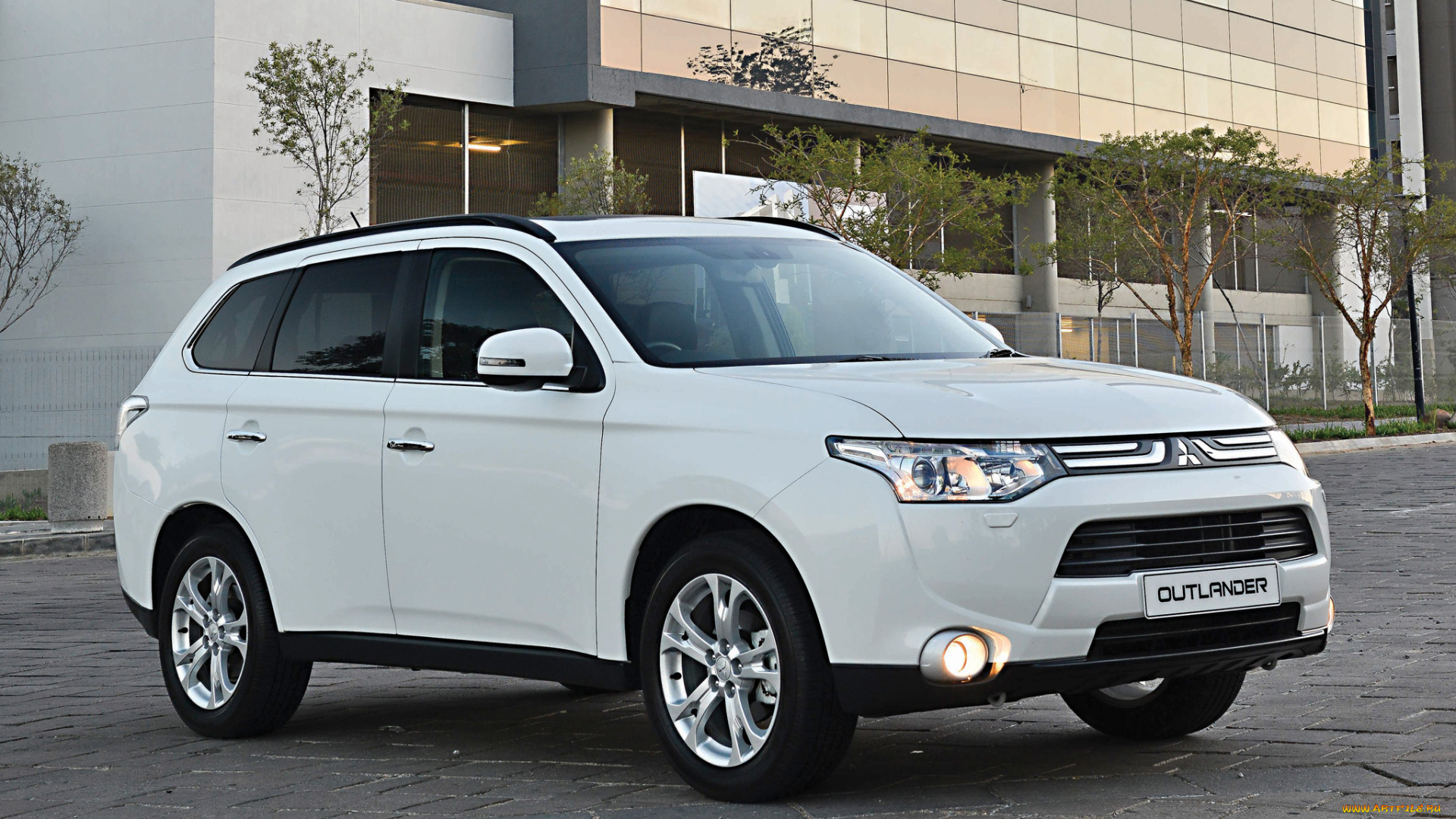 автомобили, mitsubishi, 2014, светлый, za-spec, outlander