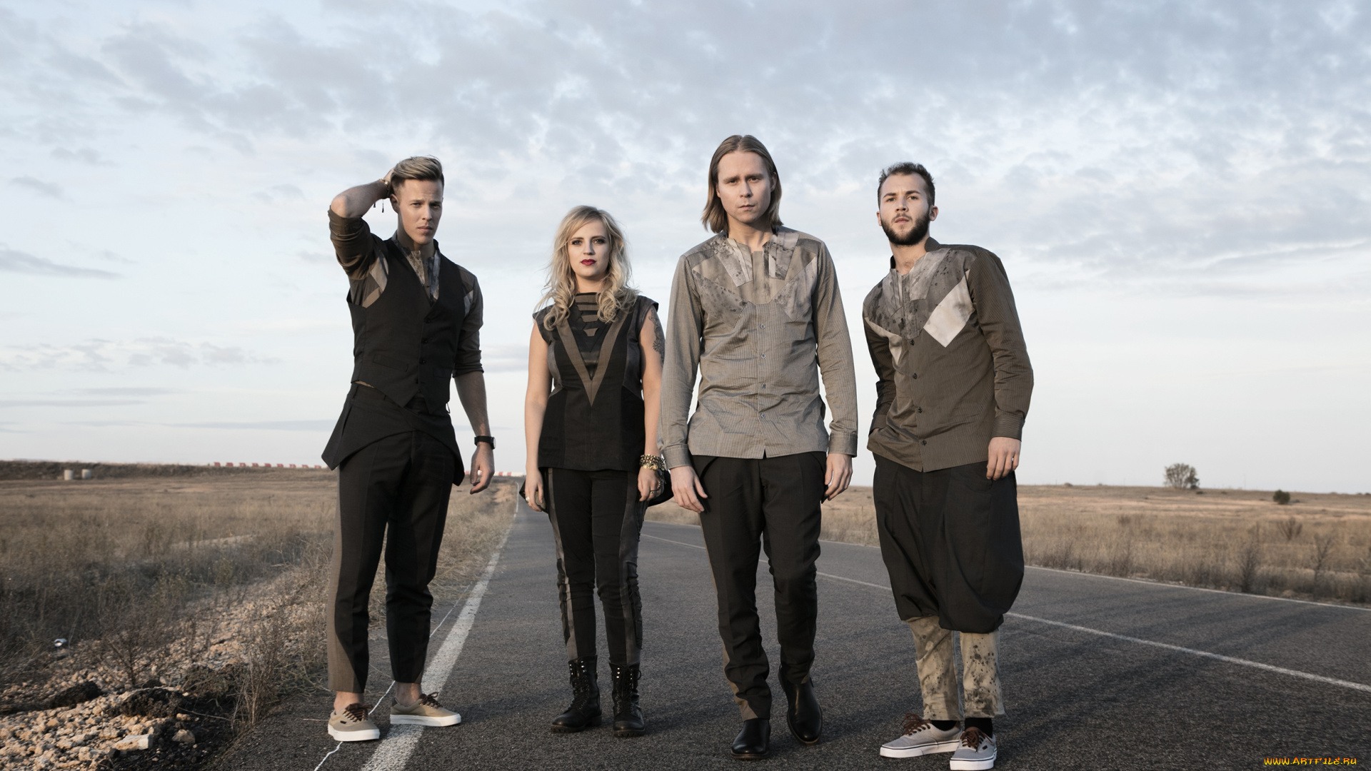 музыка, -другое, haloo, helsinki, поп, рок, группа, финляндия, дорога, на, открытом, воздухе, женщины, мужчины, стоя, финский, людей