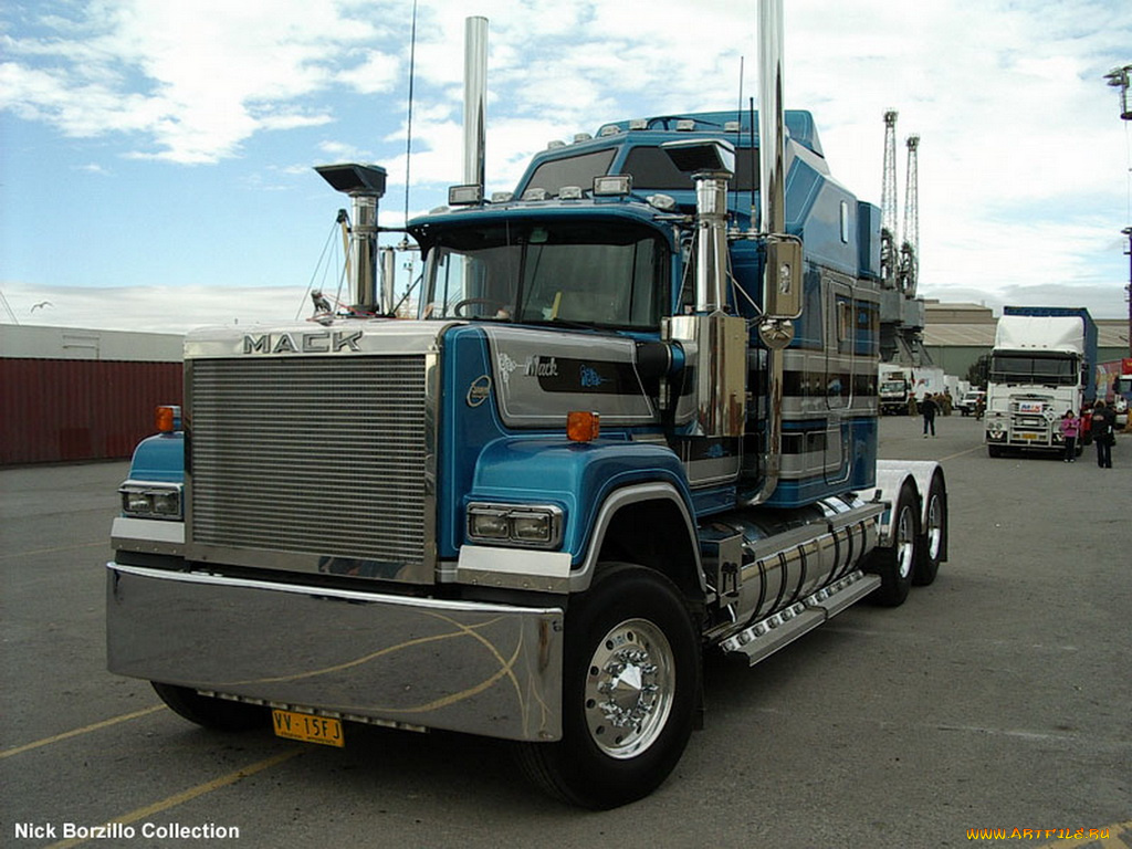 автомобили, mack