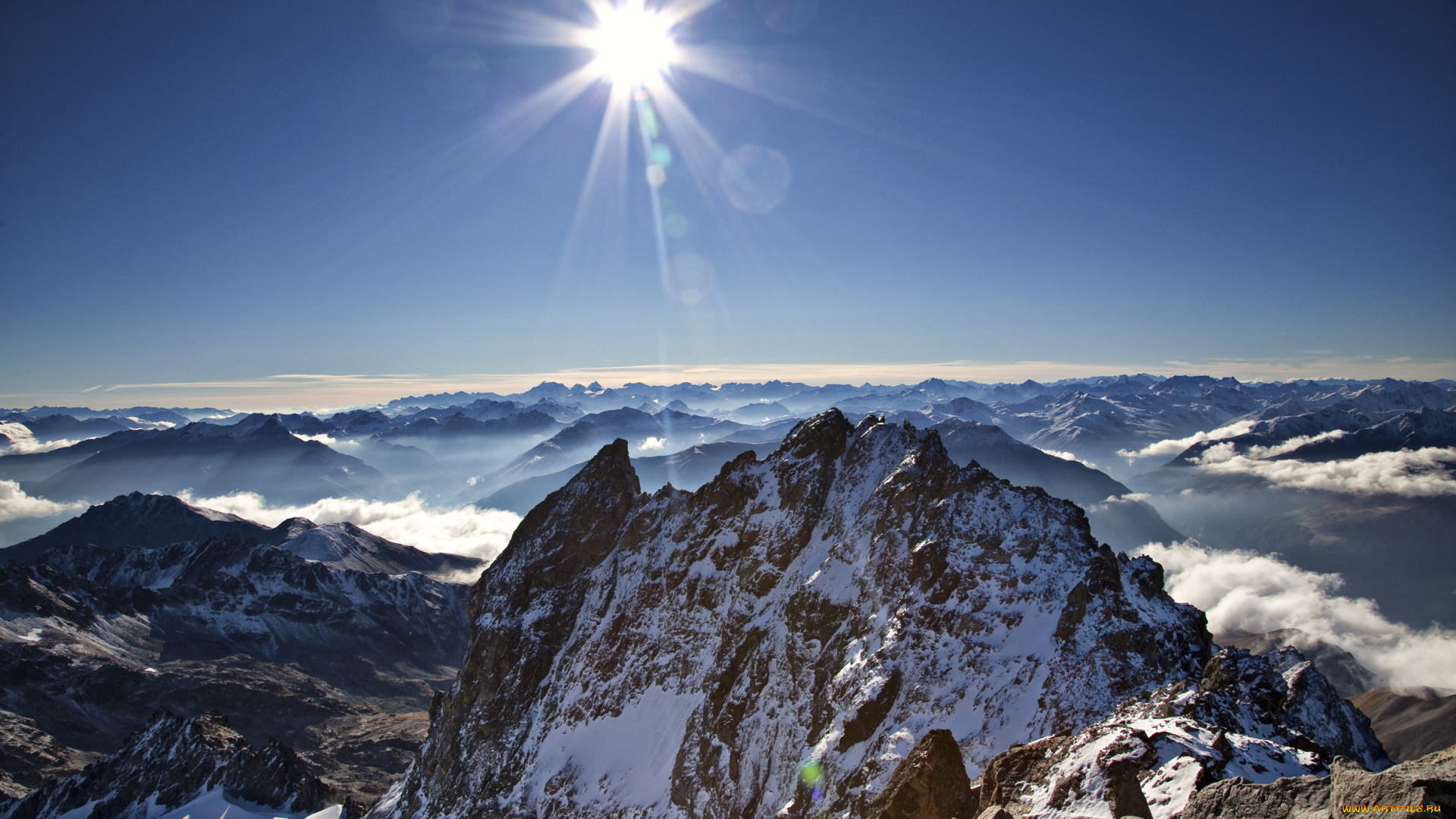 природа, горы, лучи, солнце, вершины, снег, небо