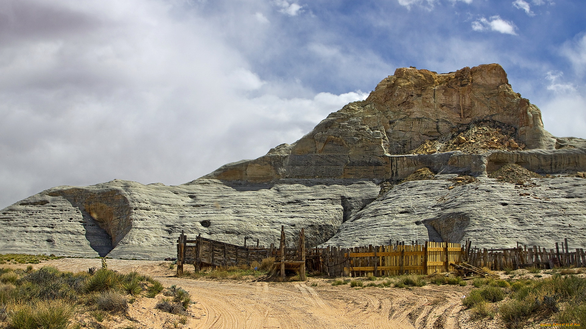 природа, горы, небо, дорога, забор