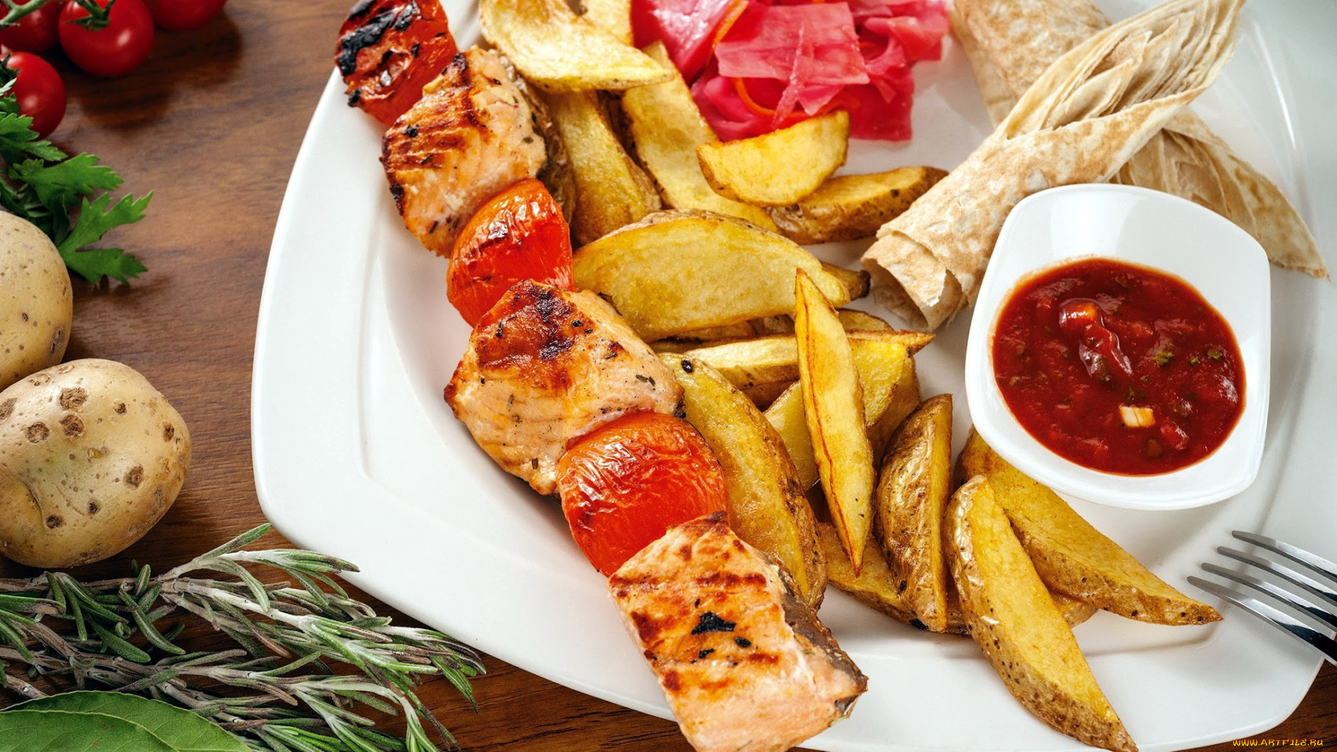 еда, шашлык, , барбекю, картофель, соус, томаты, помидоры