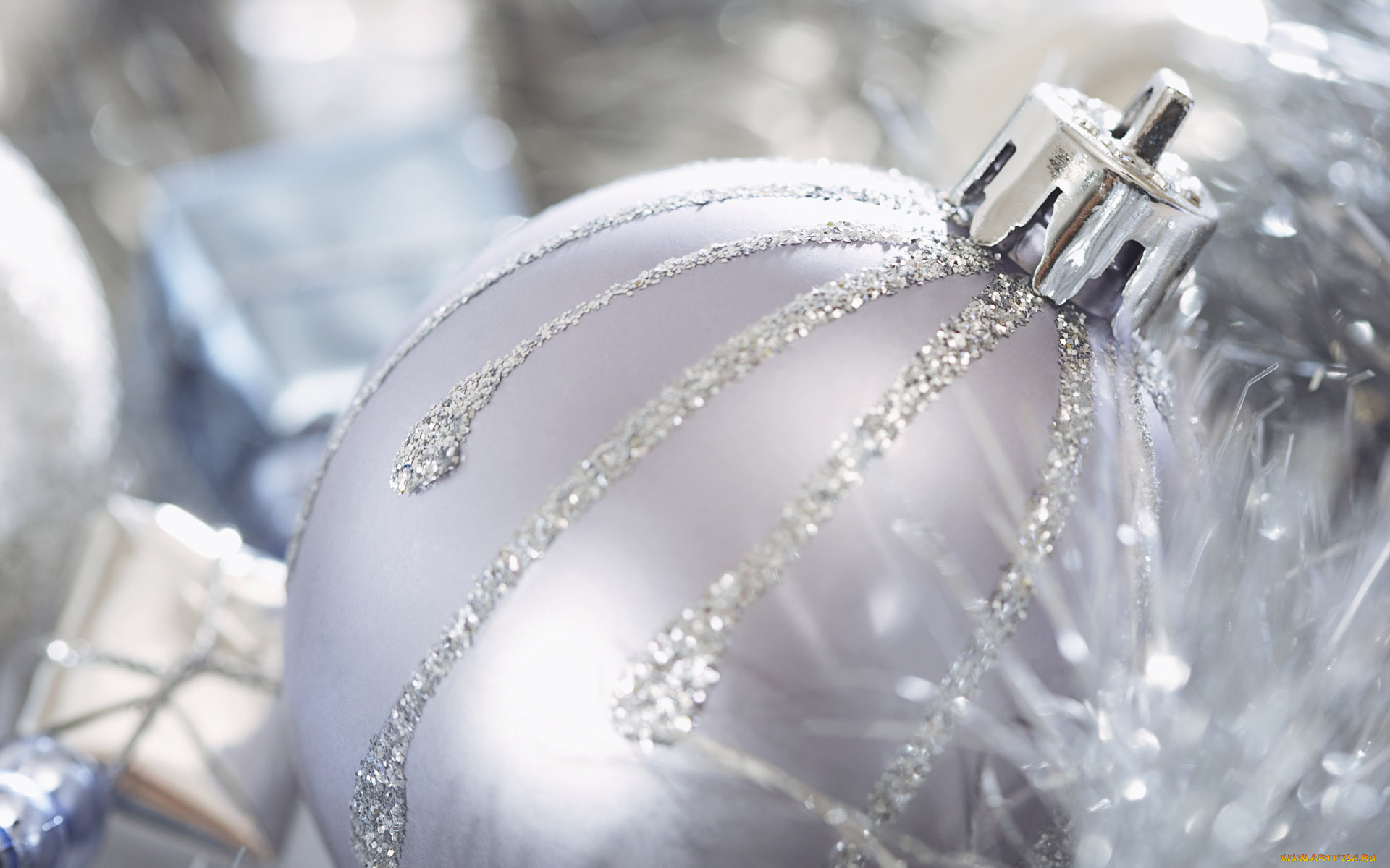 праздничные, шарики