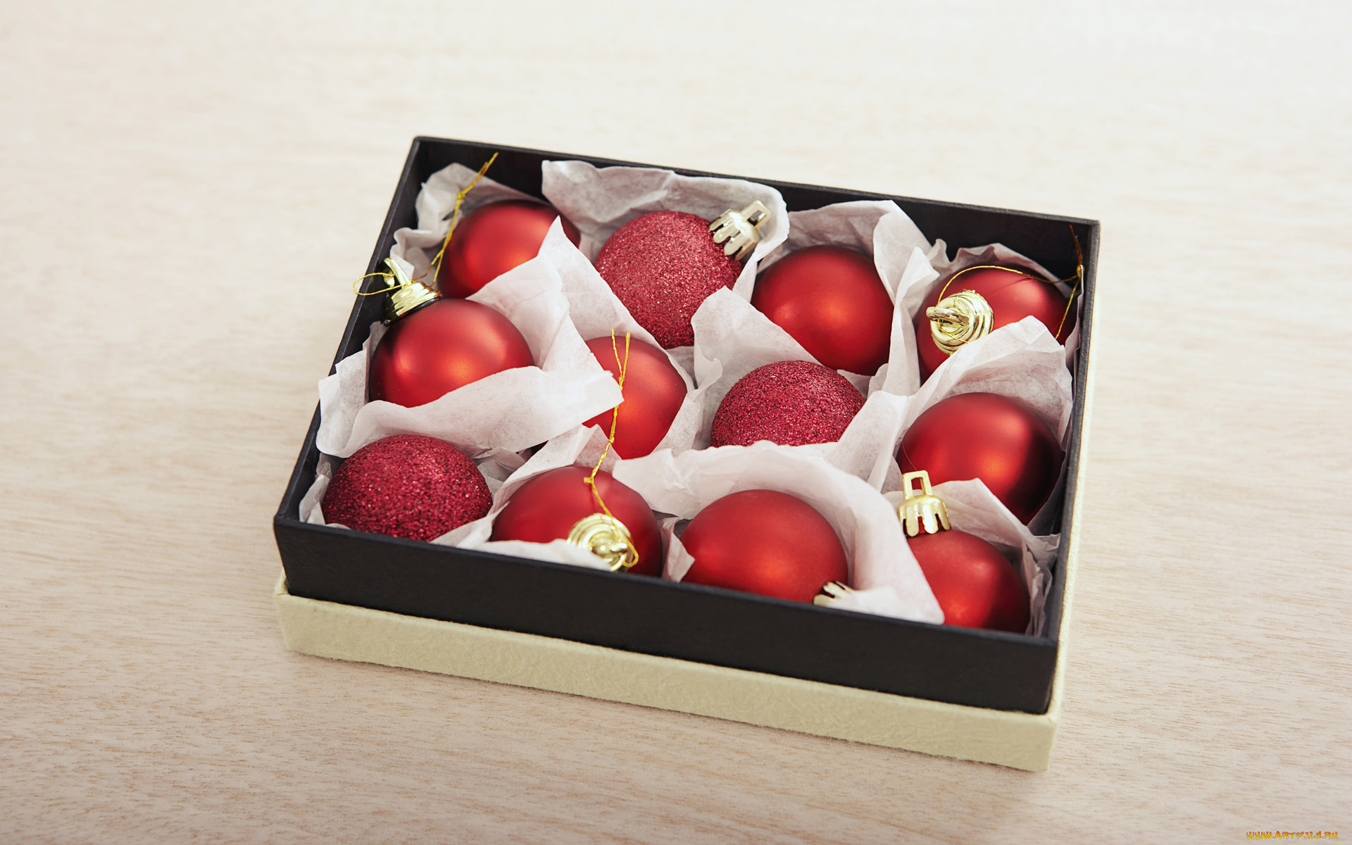 праздничные, шарики