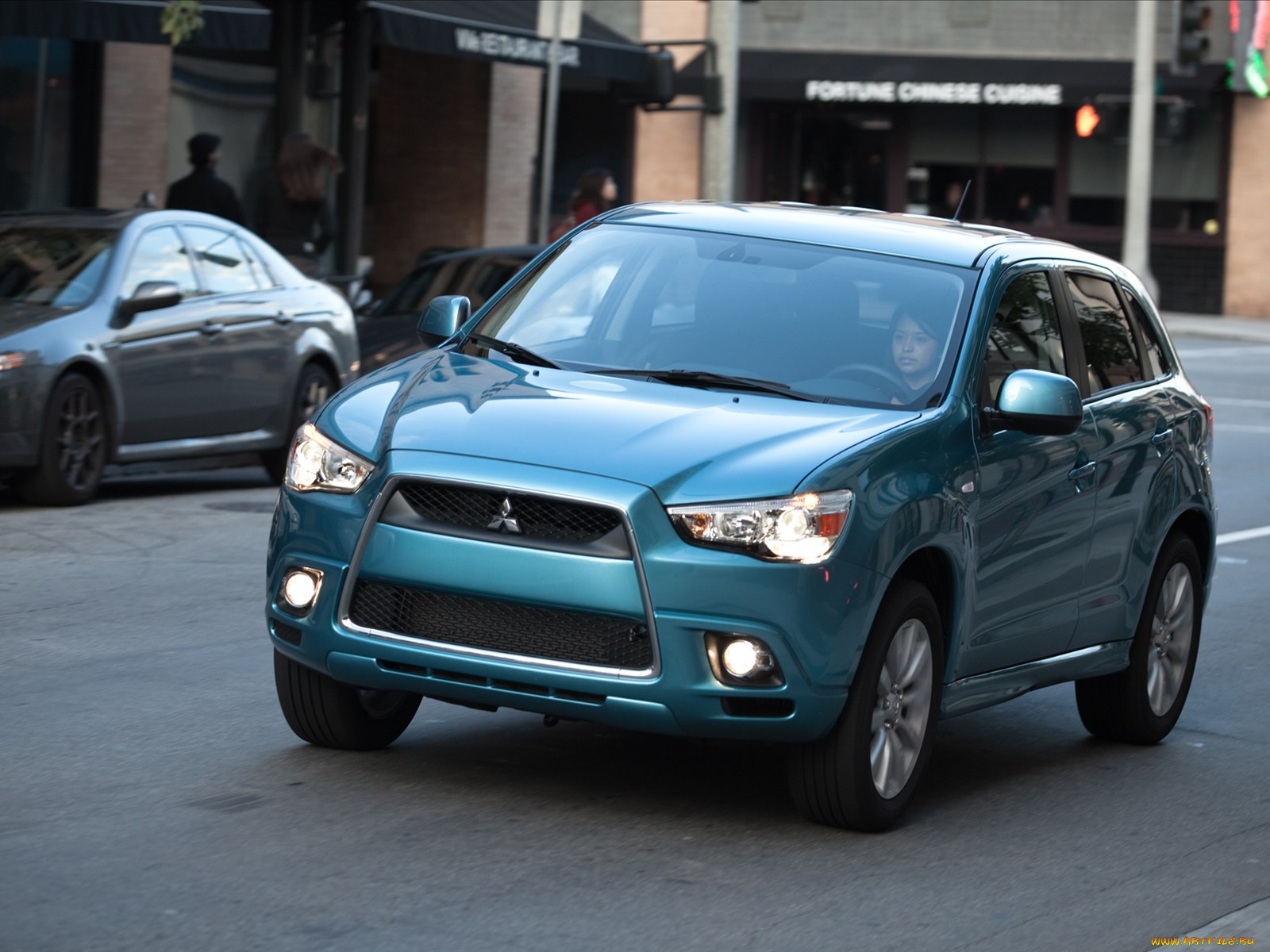 автомобили, mitsubishi