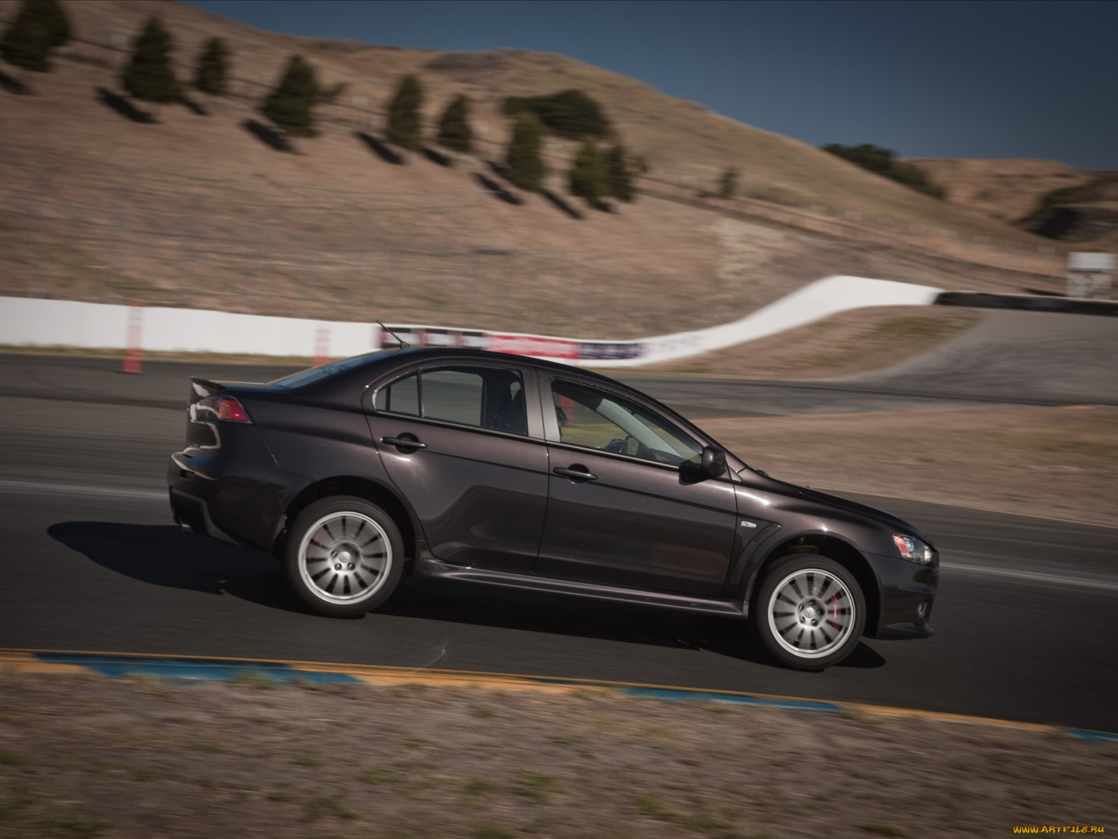 автомобили, mitsubishi