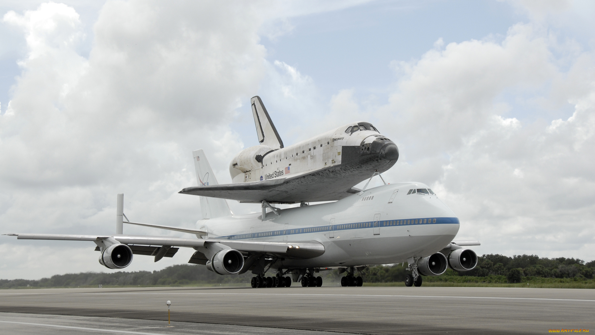 discovery, atop, the, shuttle, carrier, космос, разное, другое, наса, шаттл, самолет, перевозка