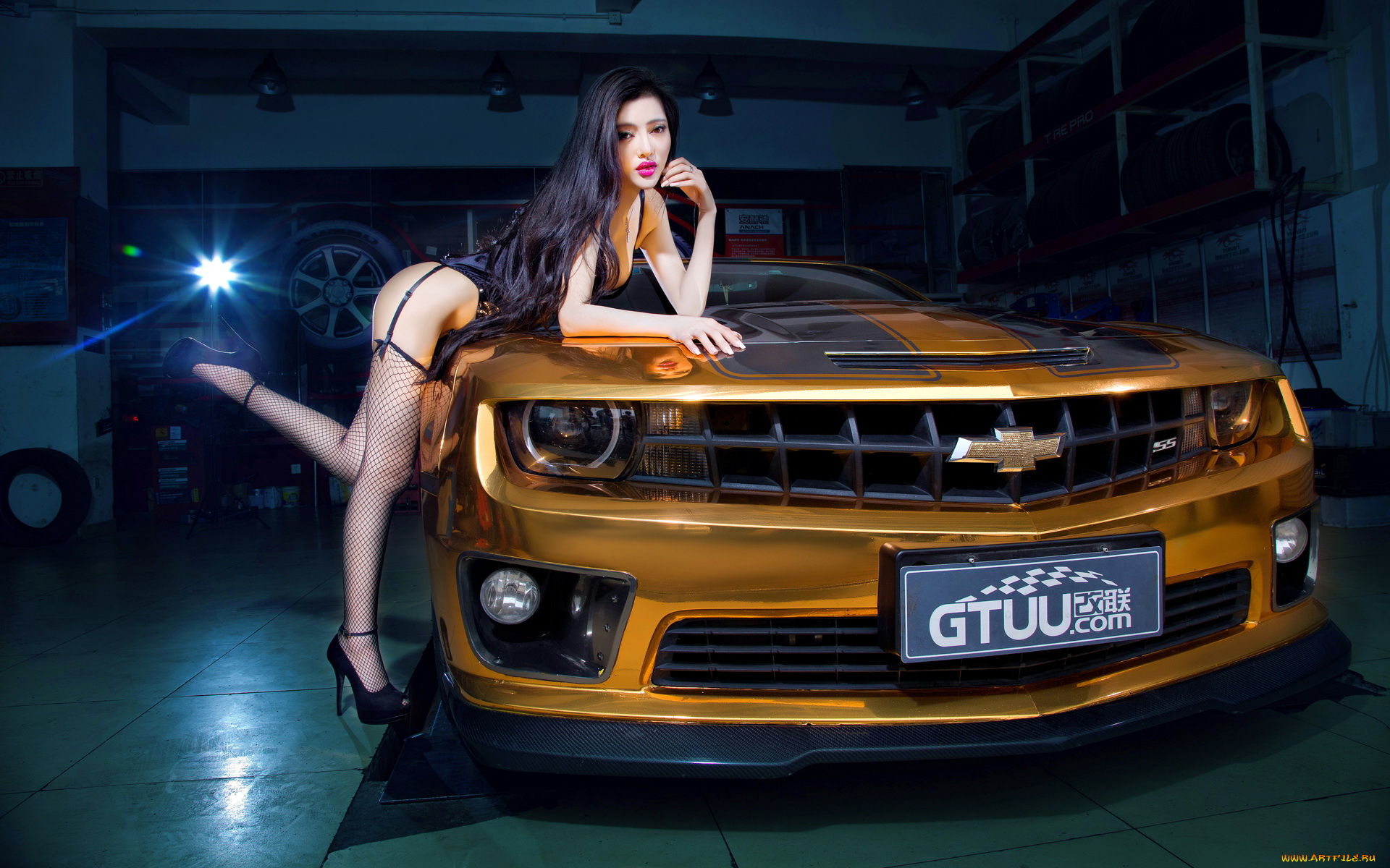 автомобили, авто, девушками, девушка, автомобиль, чулки, гараж