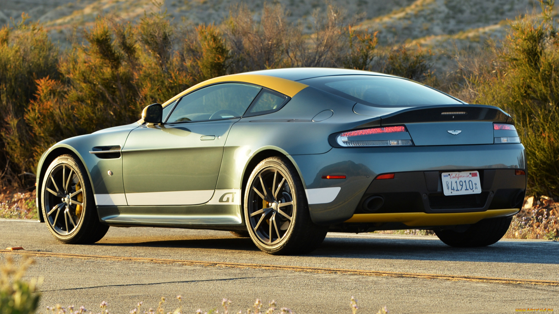 автомобили, aston, martin, v8, aston, martin, gt, vantage, 2014г