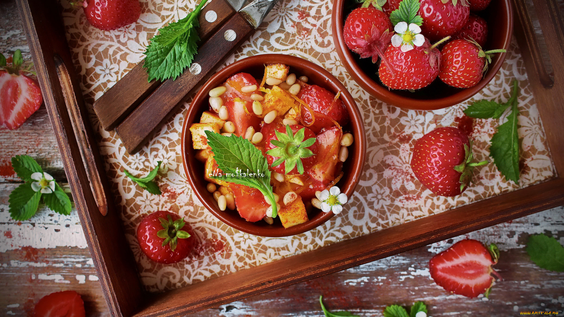 еда, клубника, , земляника, салат, ягодный, орешки, листья, цветы