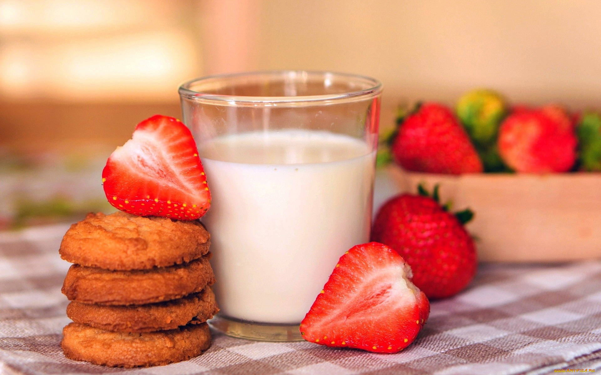 еда, разное, печенье, клубника, молоко
