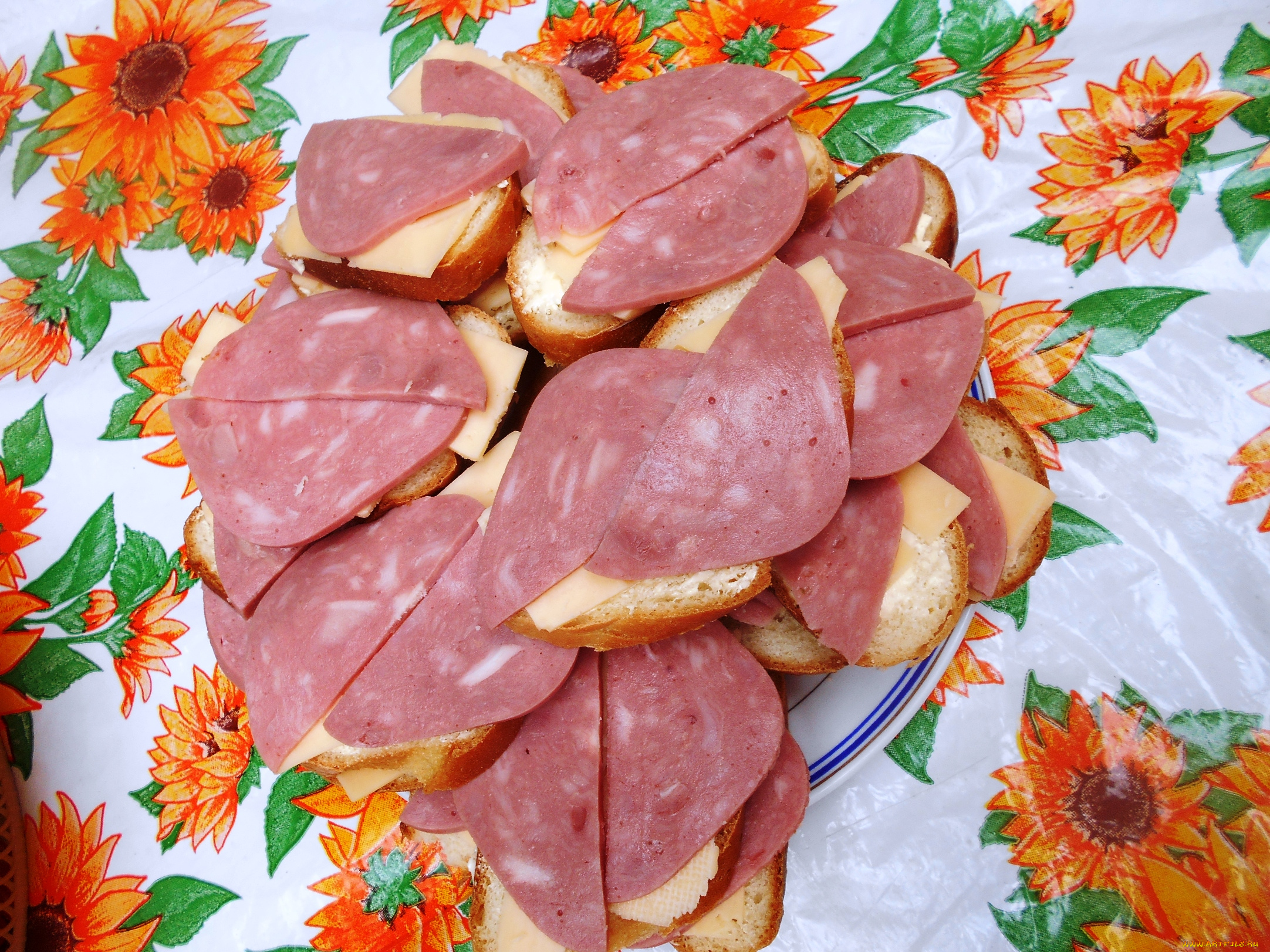 еда, бутерброды, , гамбургеры, , канапе, хлеб, сыр, колбаса