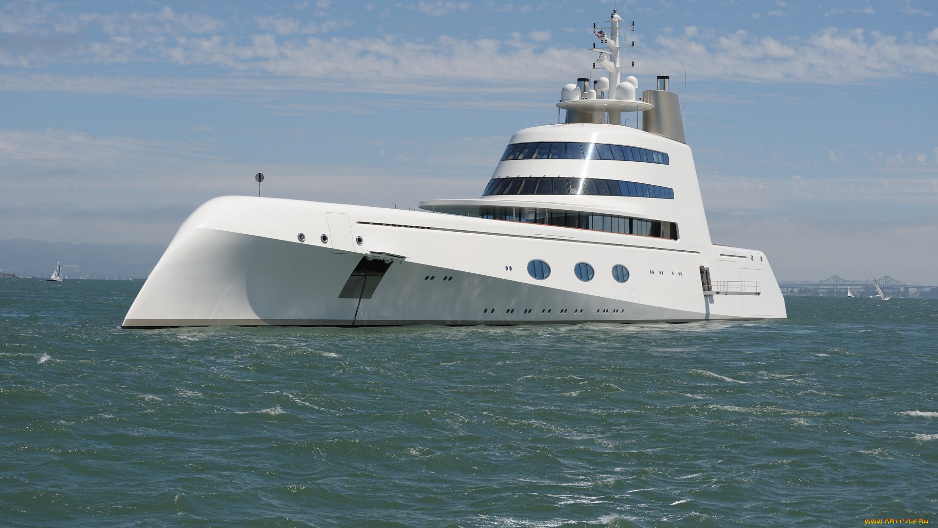 корабли, Яхты