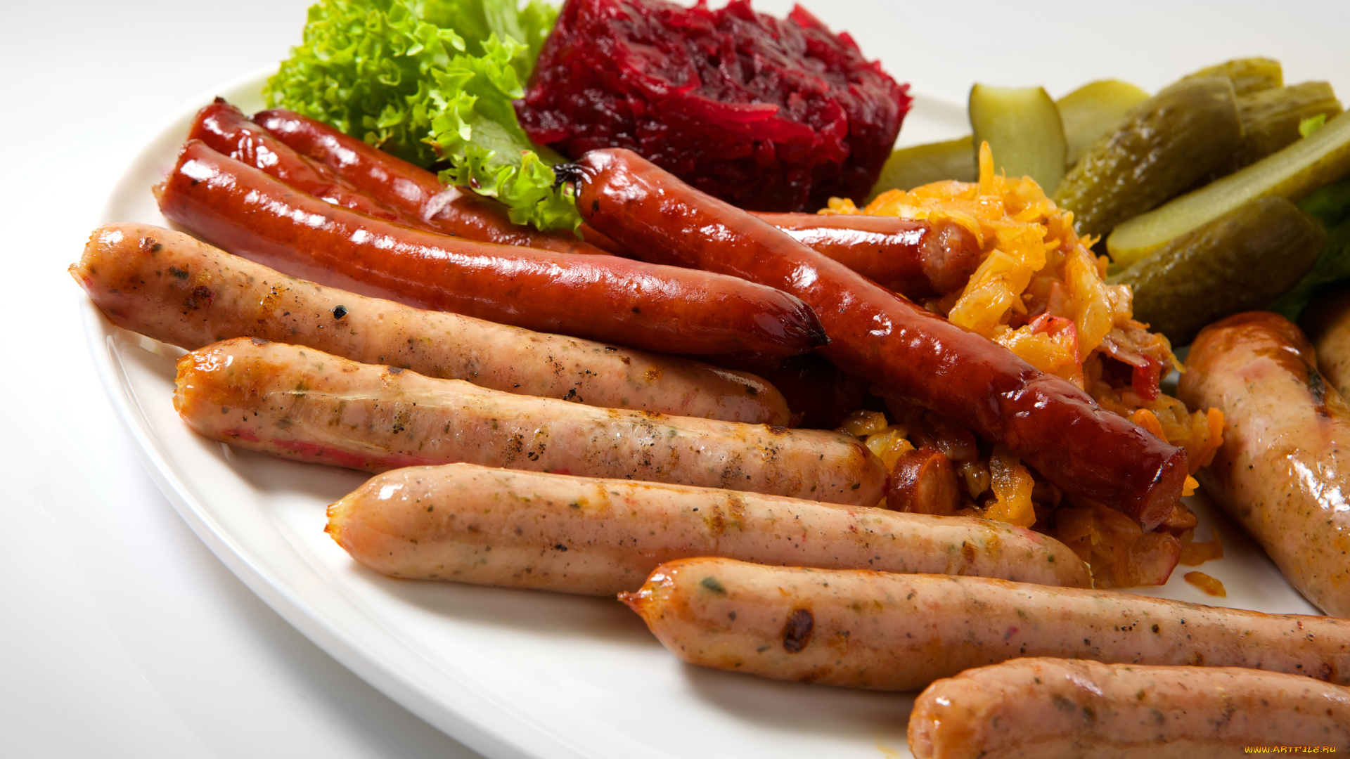 еда, колбасные, изделия, колбаса, зелень, свекла, огурцы, тарелка