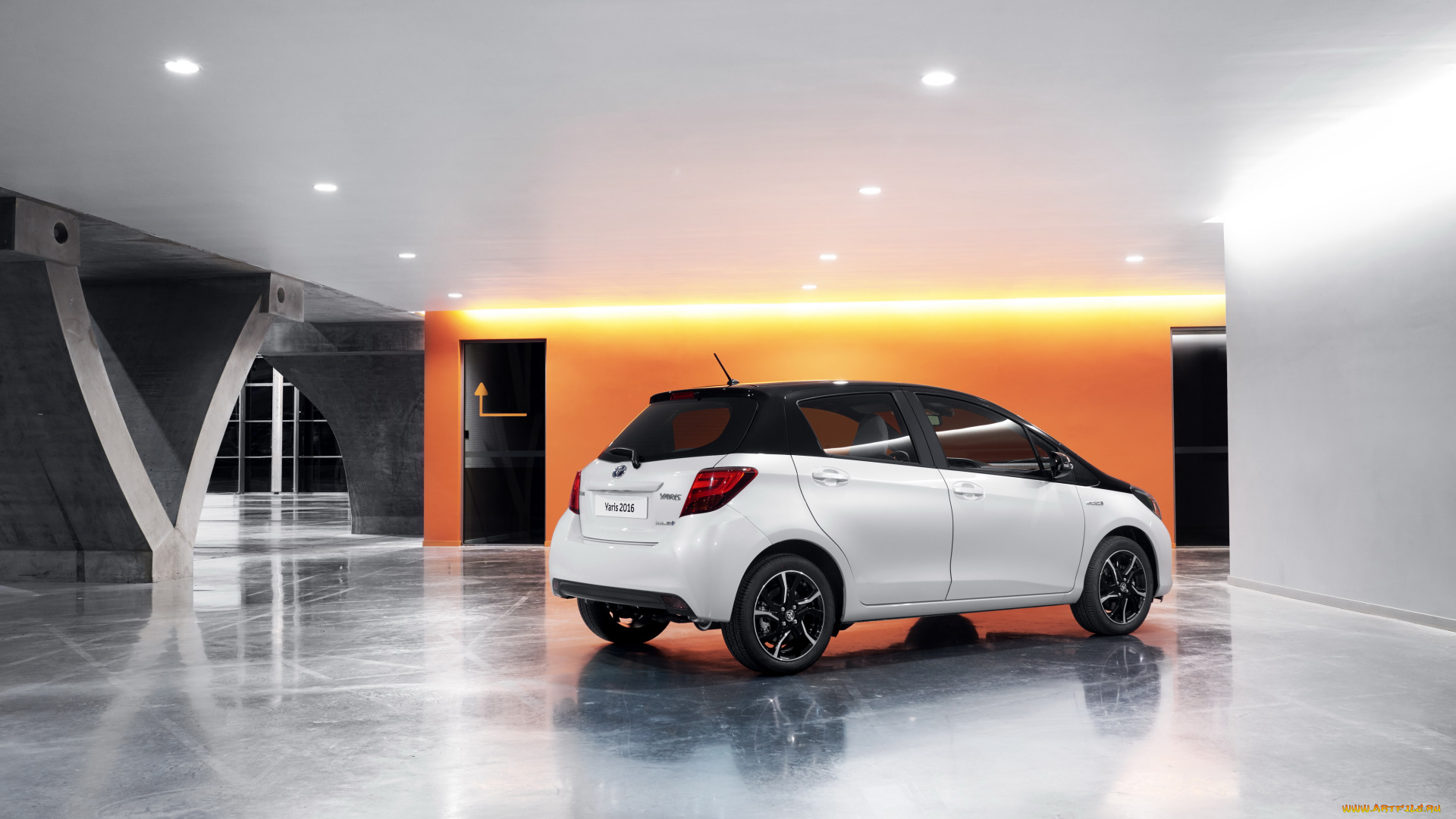 автомобили, toyota, 2015г, style, hybrid, bi-tone, yaris