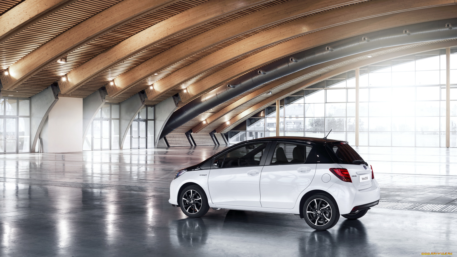 автомобили, toyota, hybrid, yaris, 2015г, style, bi-tone