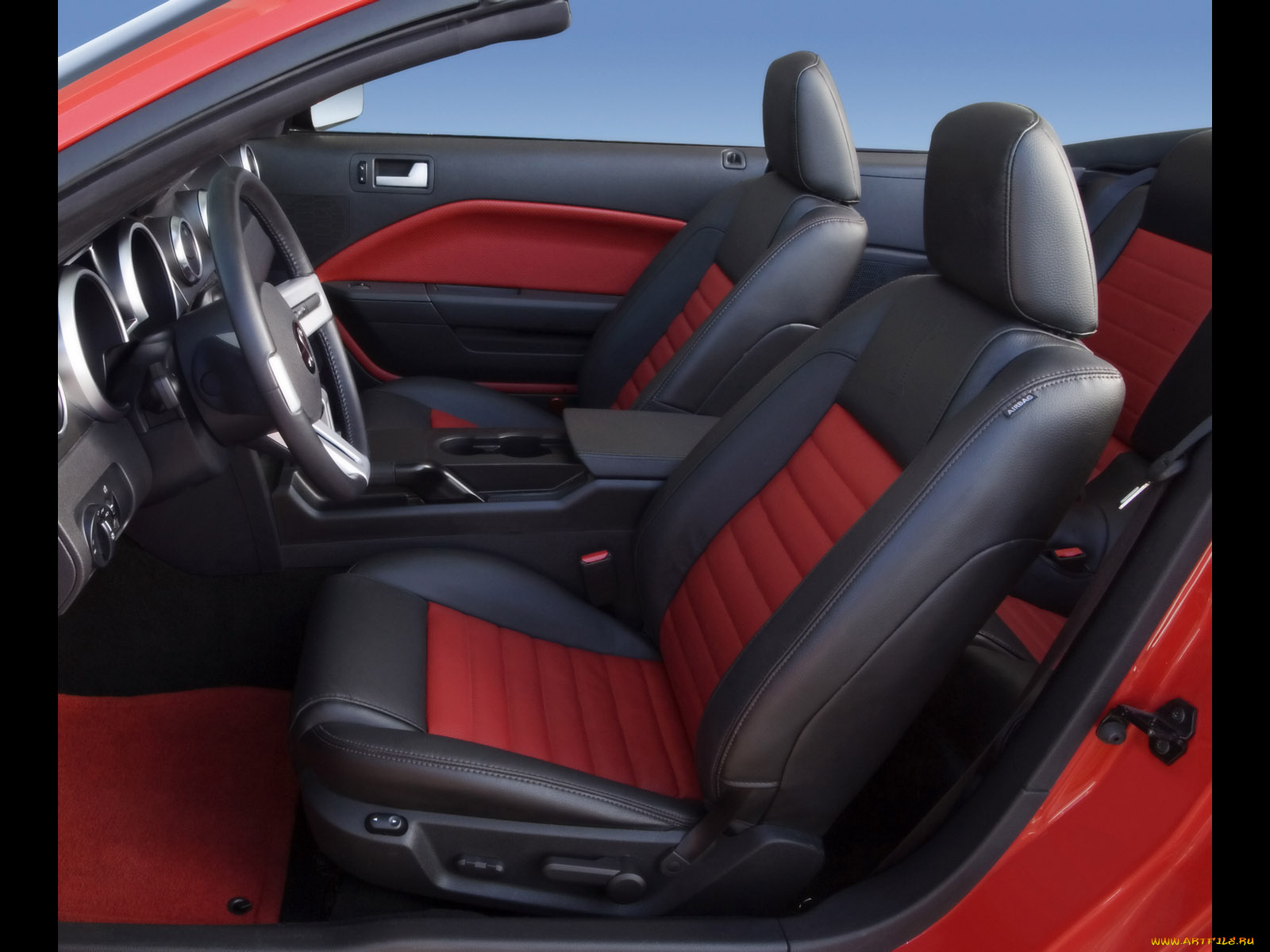 автомобили, интерьеры