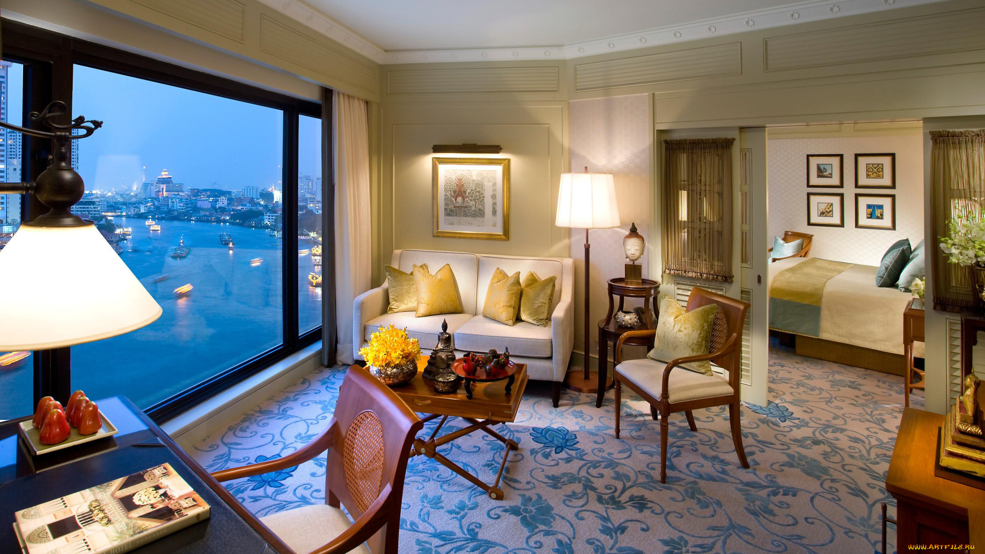 интерьер, гостиная, диван, ковер, стол, стул, торшер, комната, окно, панорама