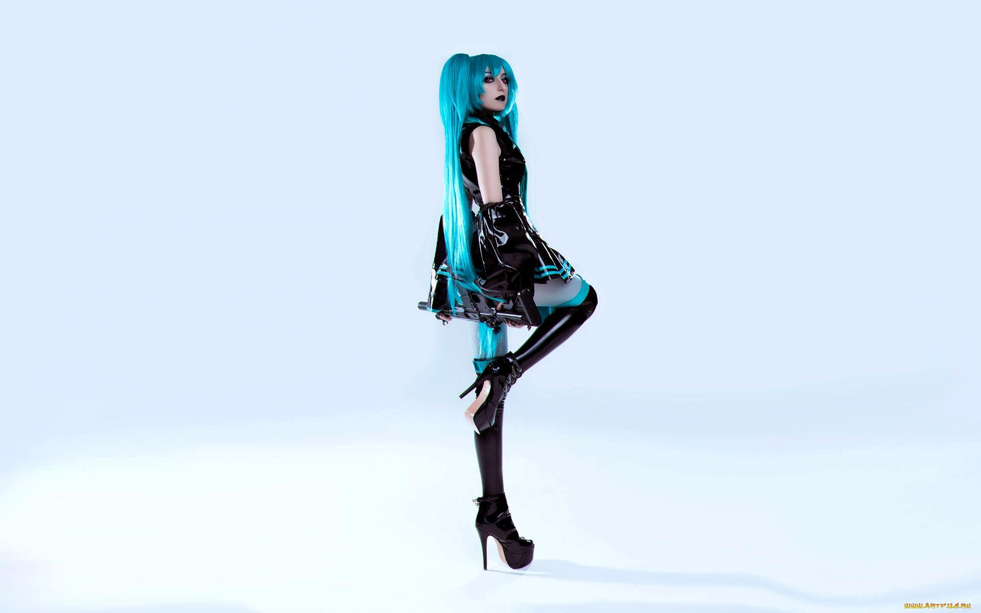 девушки, momo, образ, косплей, наряд, костюм, латекс, платье, каблуки