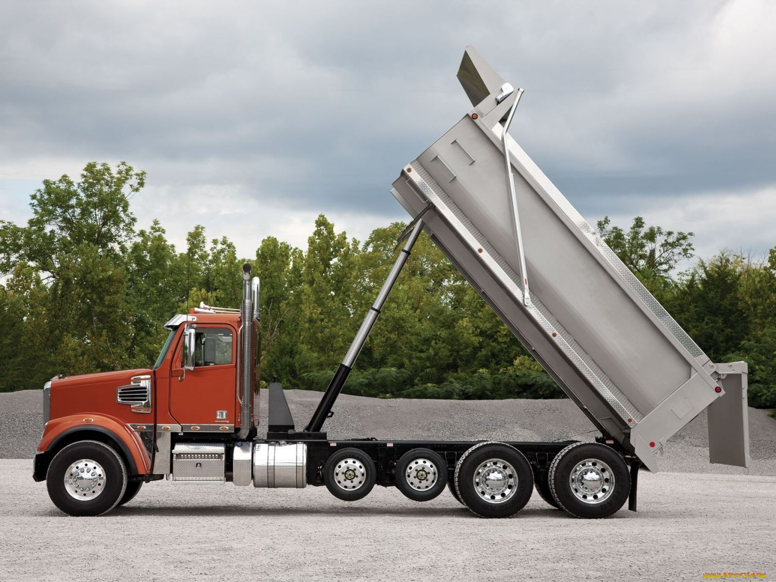 автомобили, freightliner